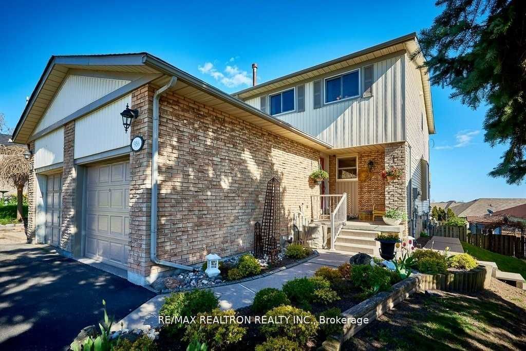 Photo 2 of Unit Upper, 986 Southgate Drive, Oshawa, Donevan — HOMEH