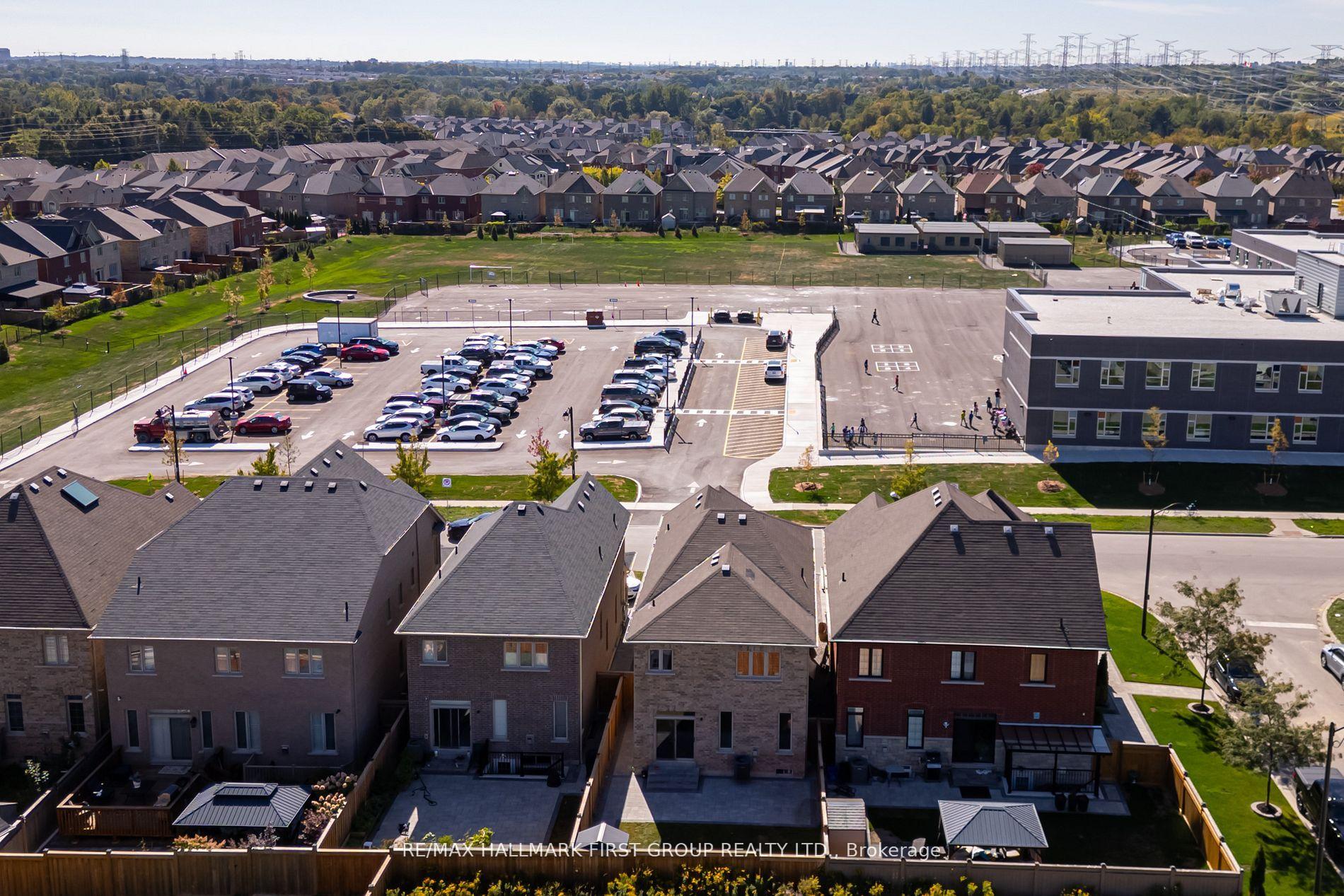 Photo 3 of 101 Hurst Drive, Ajax, Northwest Ajax — HOMEH