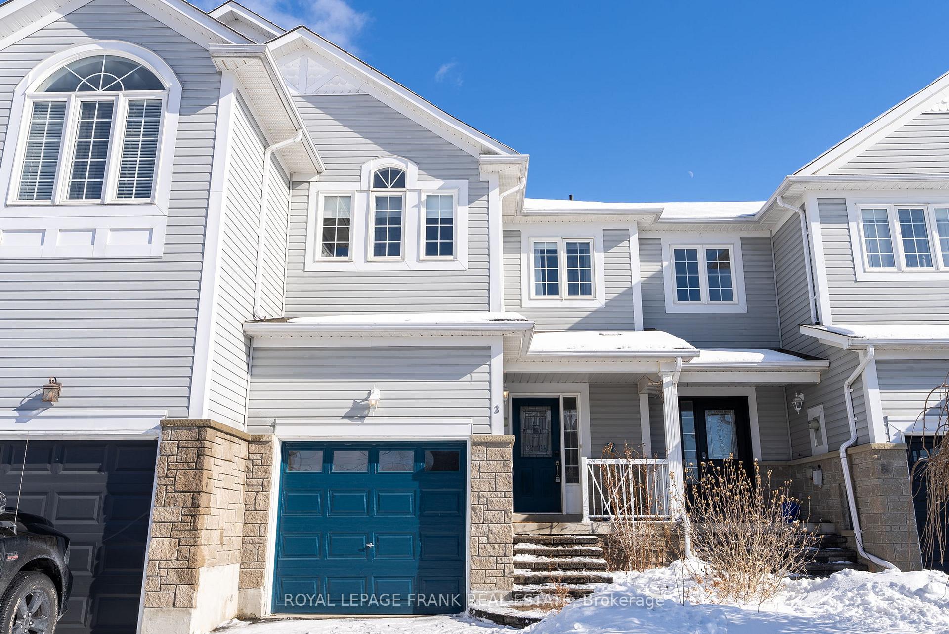 Photo 1 of 3 Taft Place, Clarington, Bowmanville — HOMEH