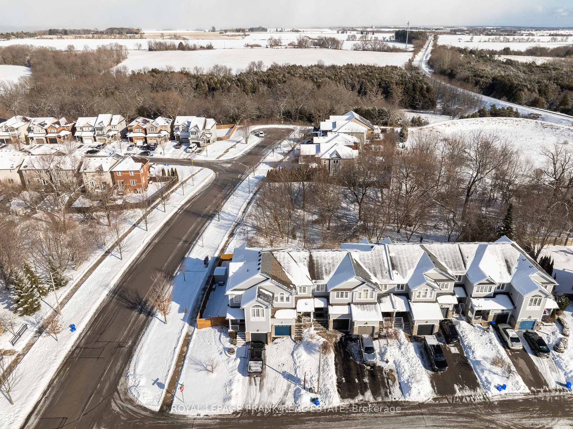 Photo 2 of 3 Taft Place, Clarington, Bowmanville — HOMEH