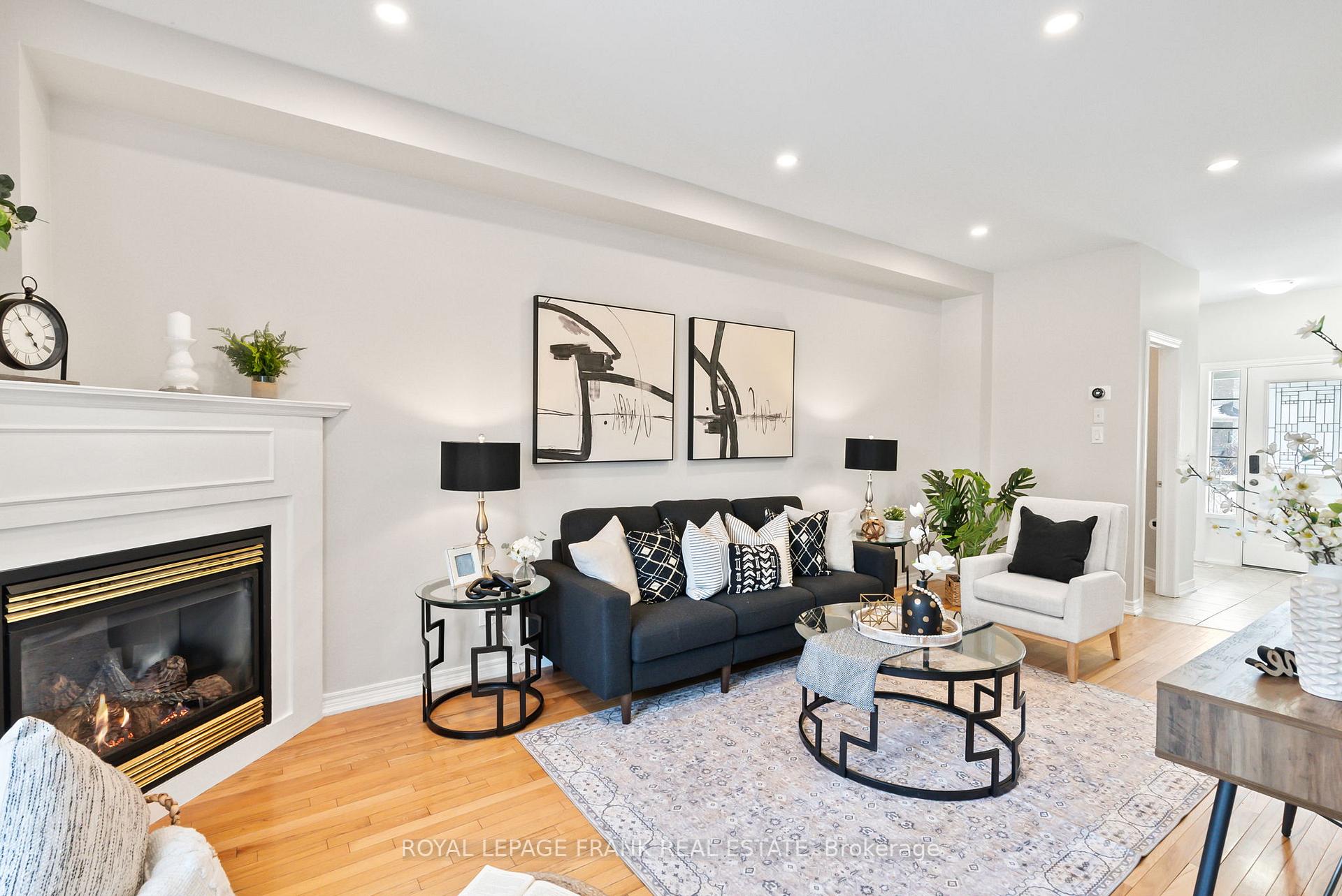 Photo 9 of 3 Taft Place, Clarington, Bowmanville — HOMEH