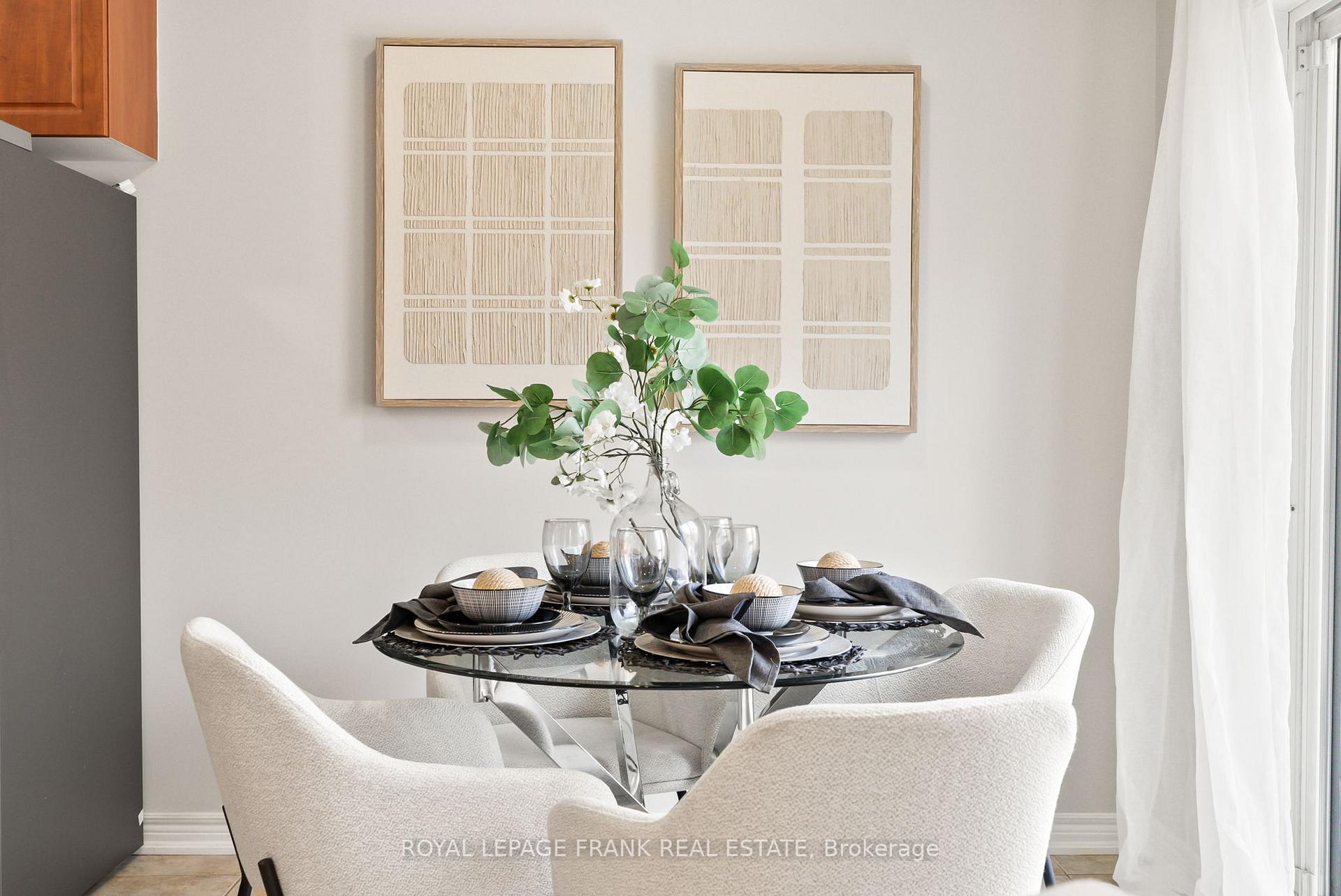 Photo 10 of 3 Taft Place, Clarington, Bowmanville — HOMEH