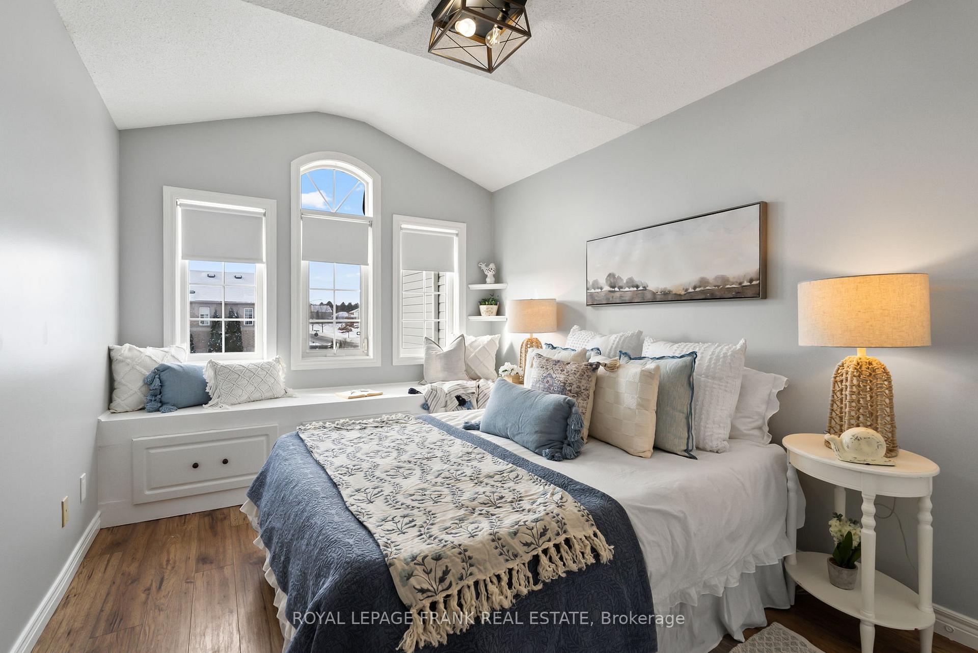 Photo 19 of 3 Taft Place, Clarington, Bowmanville — HOMEH