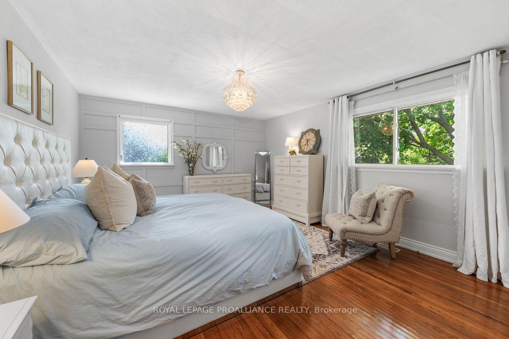 Photo 21 of 37 Bird Crescent, Belleville, Thurlow Ward — HOMEH