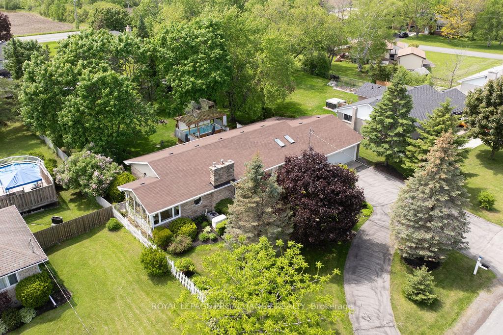 Photo 47 of 37 Bird Crescent, Belleville, Thurlow Ward — HOMEH