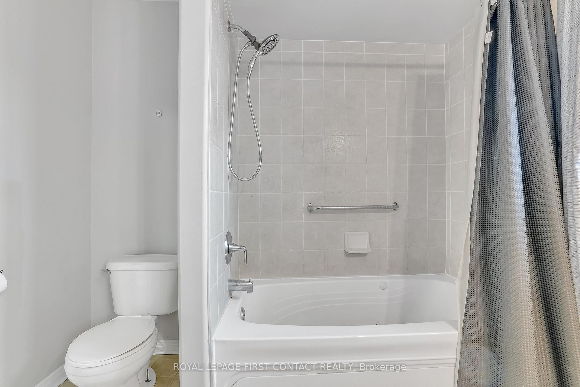 Photo 13 of Unit Upper, 81 Livingstone Street E, Barrie, East Bayfield — HOMEH