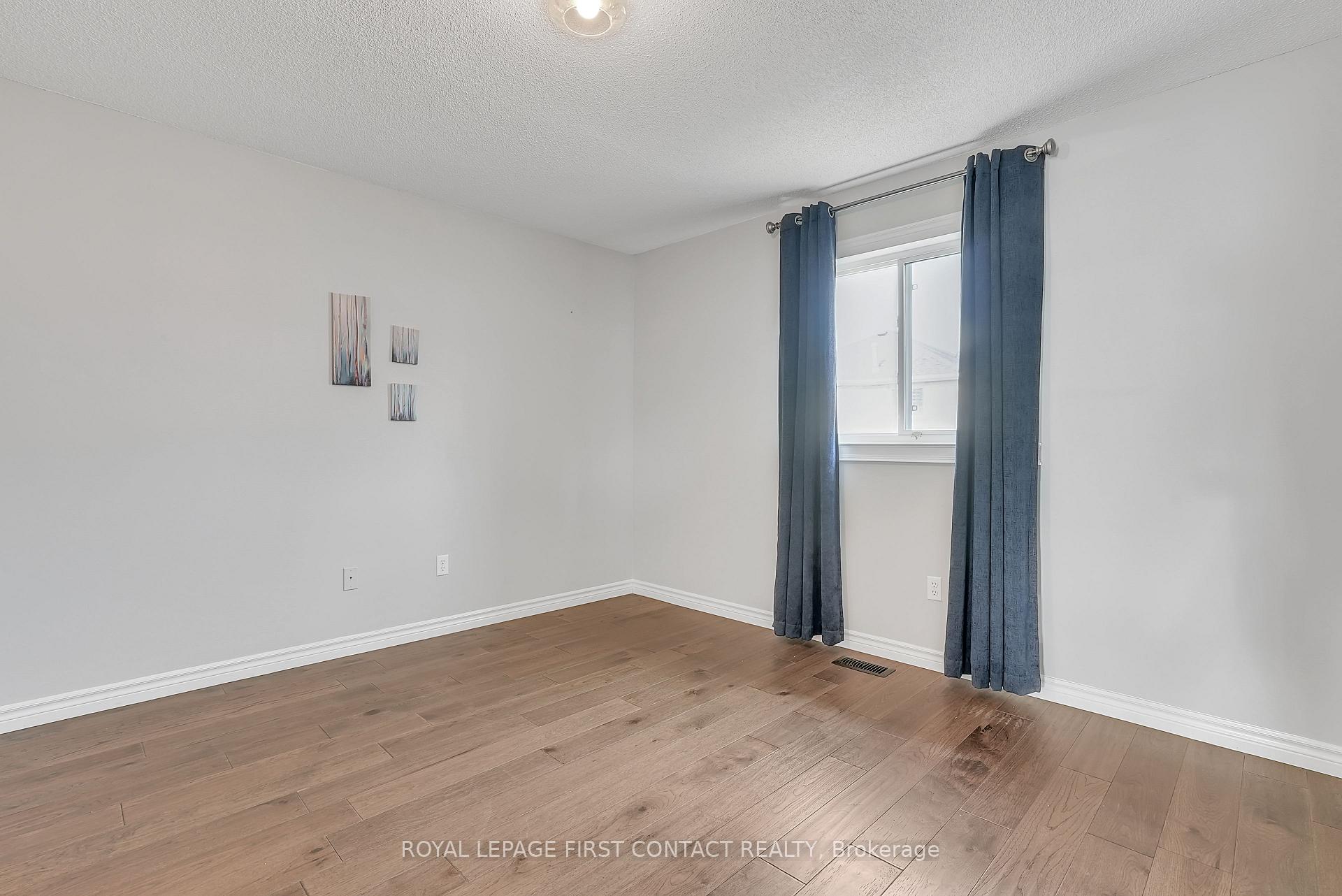 Photo 17 of Unit Upper, 81 Livingstone Street E, Barrie, East Bayfield — HOMEH