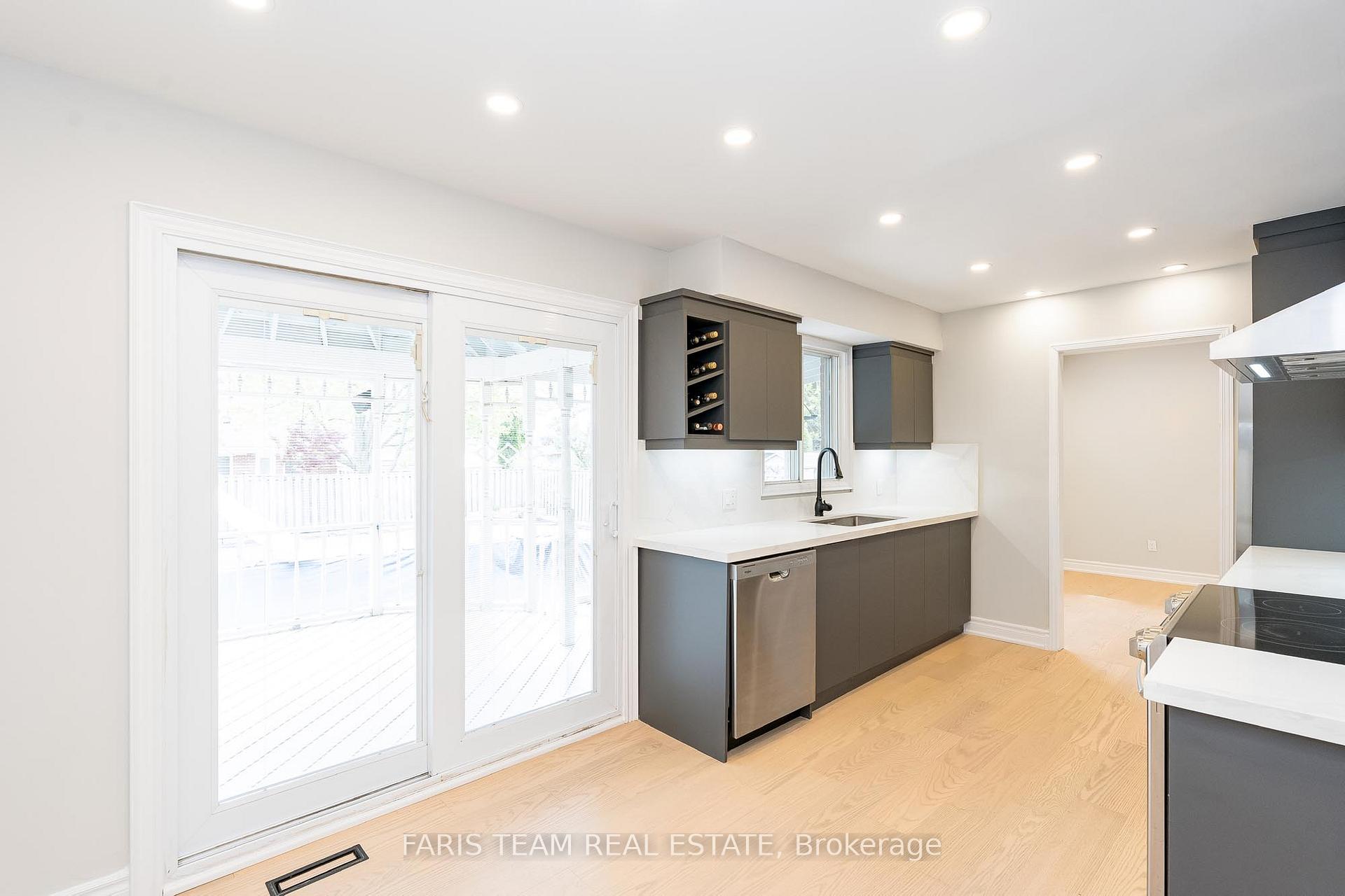 Photo 4 of 53 Varden Avenue, Barrie, Codrington — HOMEH