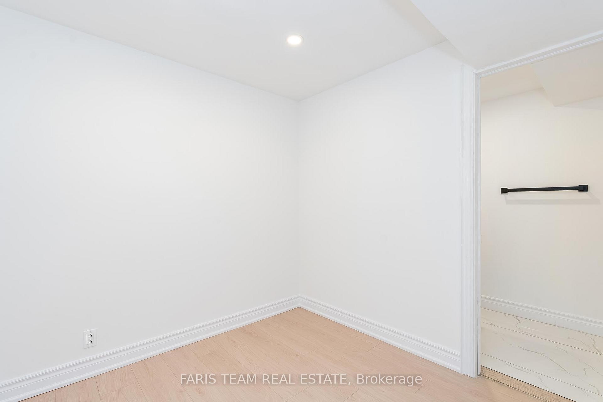 Photo 24 of 53 Varden Avenue, Barrie, Codrington — HOMEH