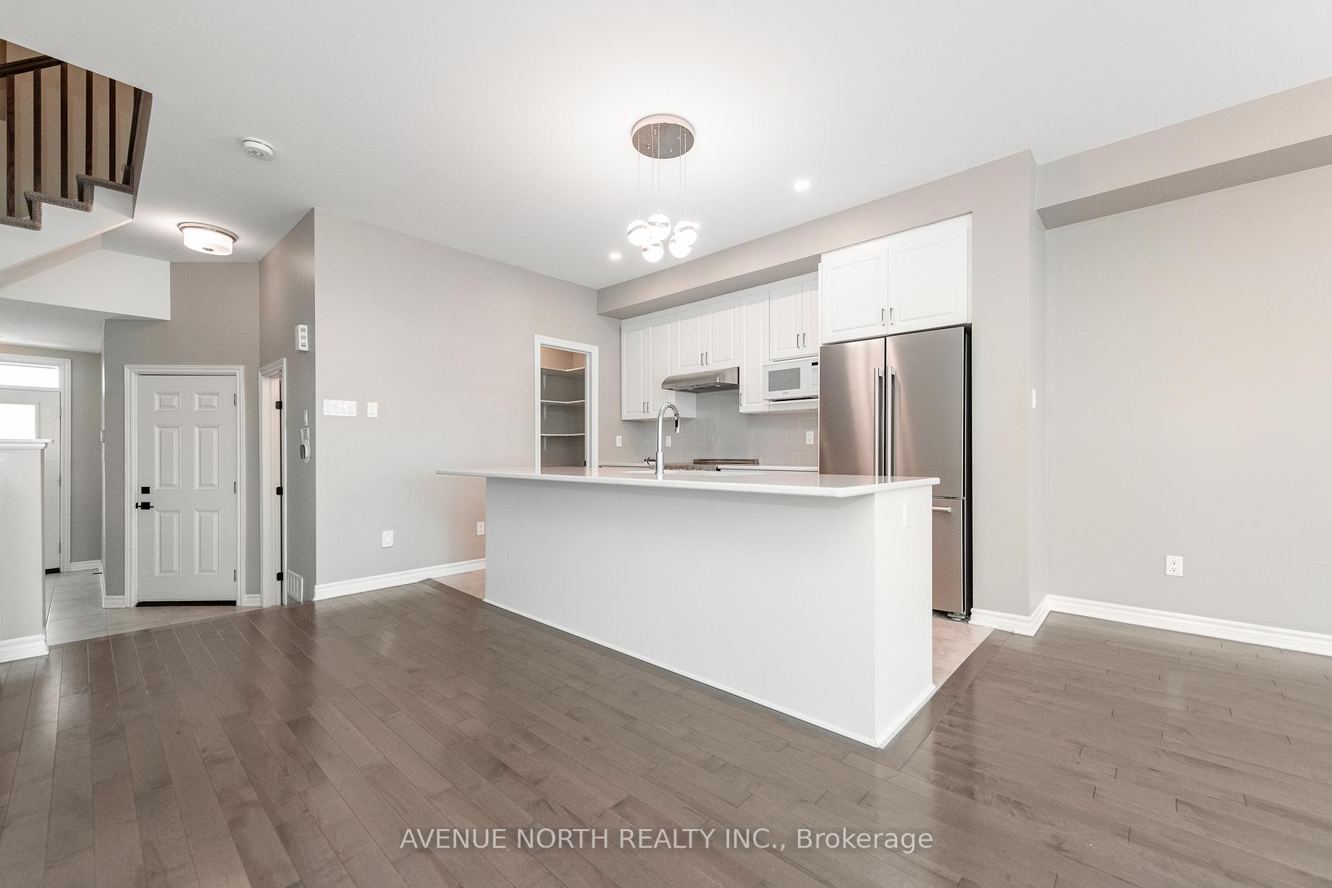 Photo 4 of 3979 Kelly Farm Drive, Ottawa, Blossom Park/Kemp Park/Findlay Creek — HOMEH