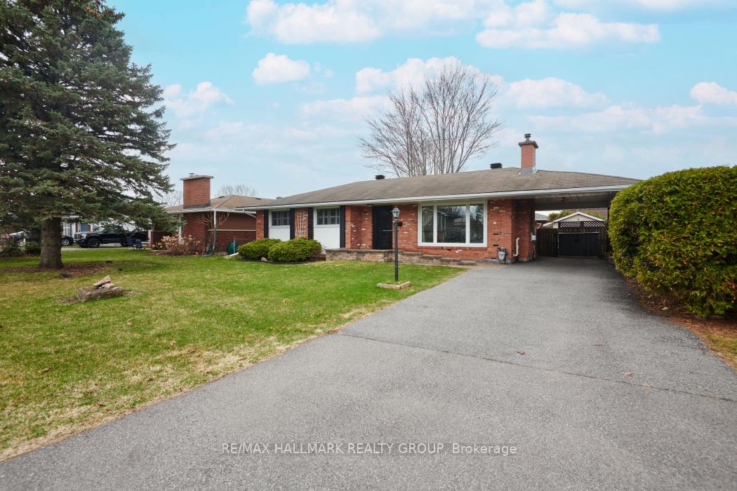 Photo 2 of 8 Orr Street, Ottawa, Barrhaven - Pheasant Run — HOMEH