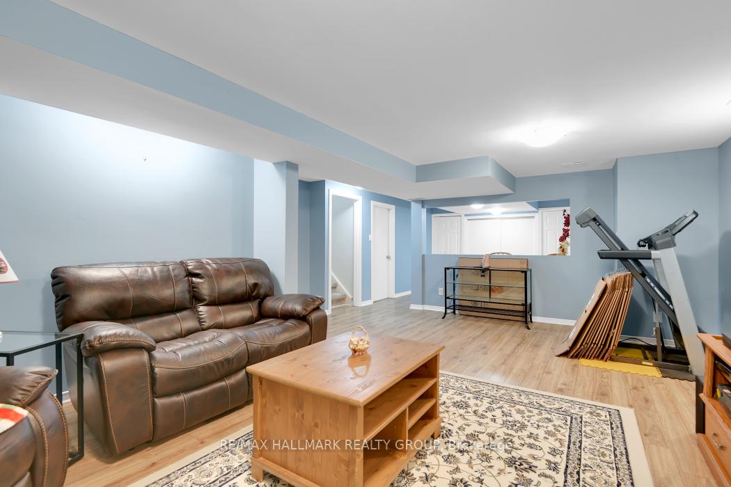 Photo 23 of 8 Orr Street, Ottawa, Barrhaven - Pheasant Run — HOMEH