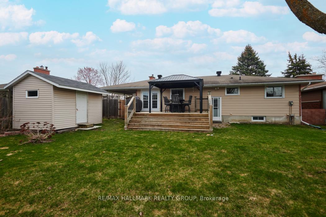 Photo 27 of 8 Orr Street, Ottawa, Barrhaven - Pheasant Run — HOMEH