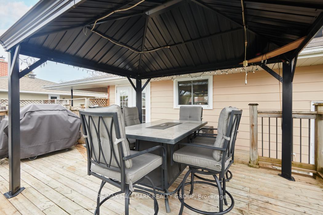 Photo 30 of 8 Orr Street, Ottawa, Barrhaven - Pheasant Run — HOMEH