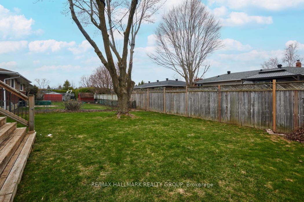 Photo 31 of 8 Orr Street, Ottawa, Barrhaven - Pheasant Run — HOMEH