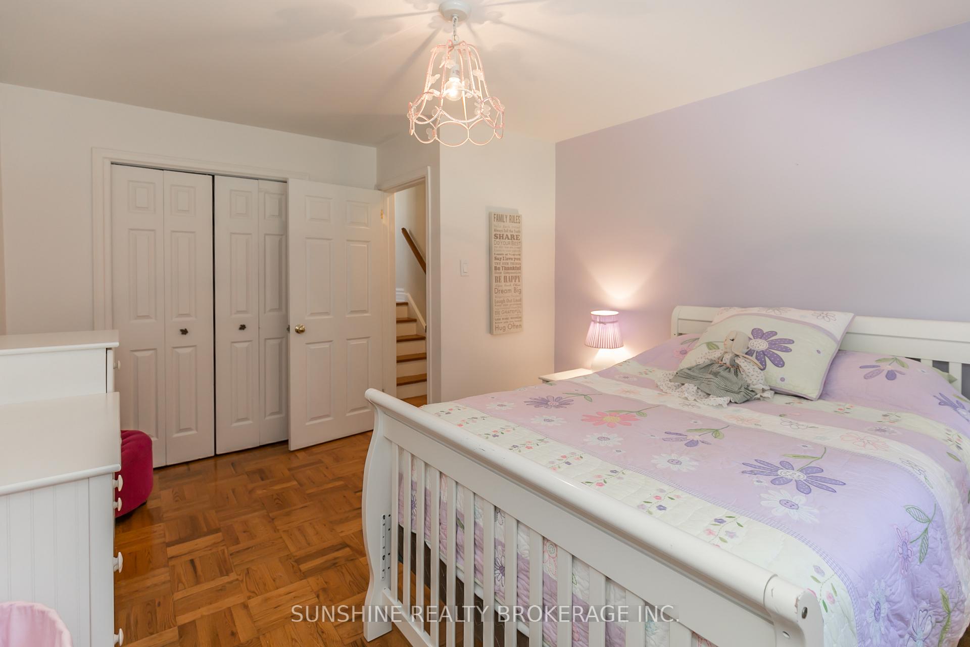 Photo 14 of 6 Laurentide Avenue, Aurora, Aurora Heights — HOMEH