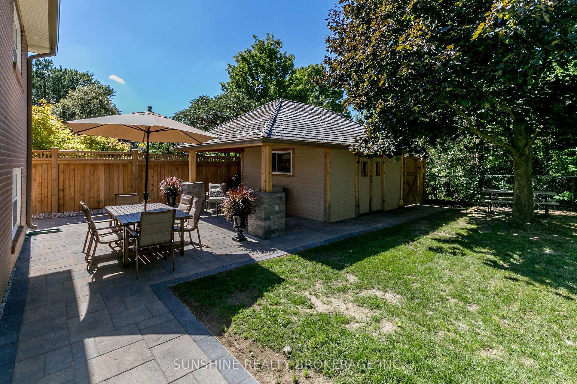 Photo 19 of 6 Laurentide Avenue, Aurora, Aurora Heights — HOMEH