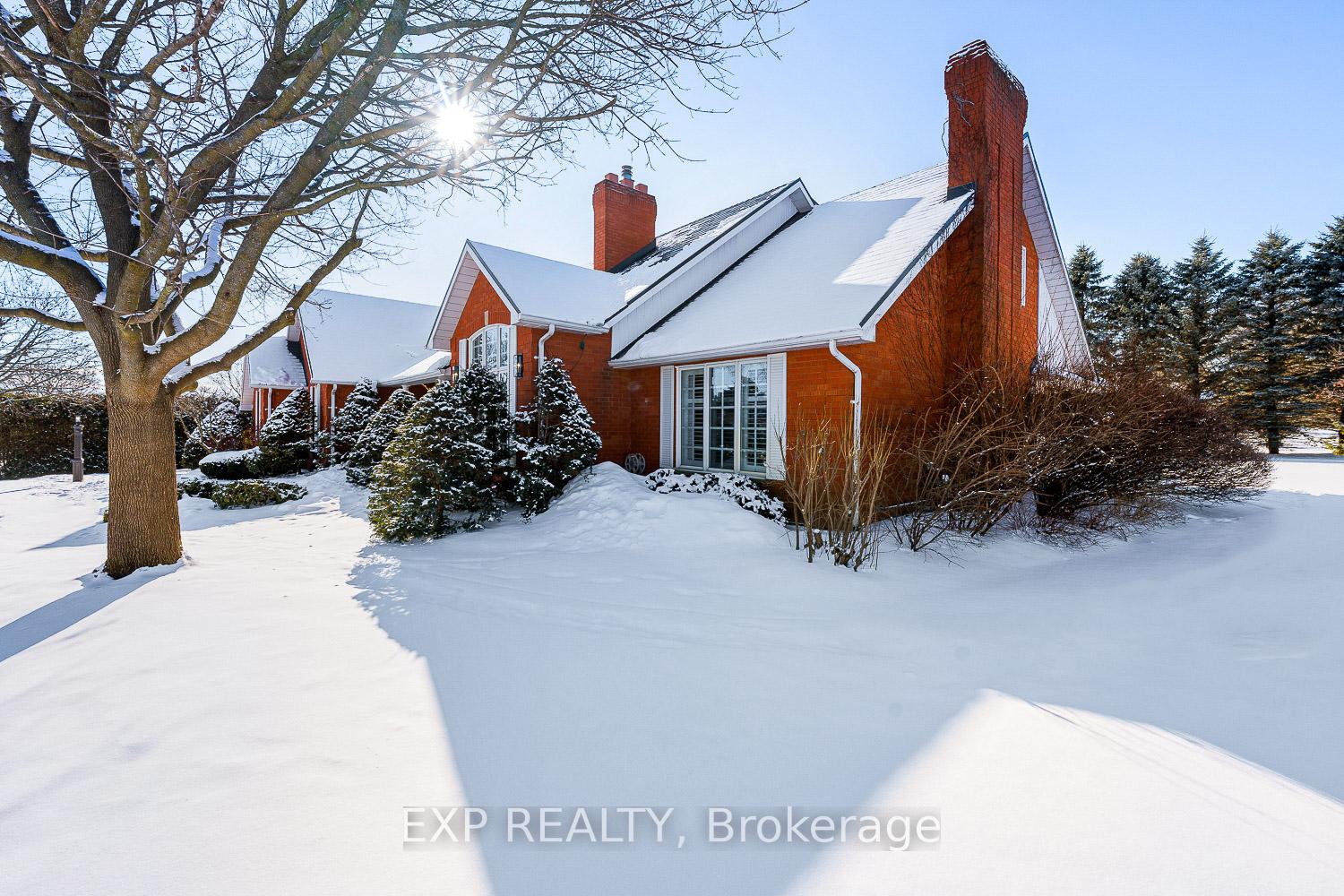 Photo 2 of 15 Hockaday Court, Clarington, Rural Clarington — HOMEH