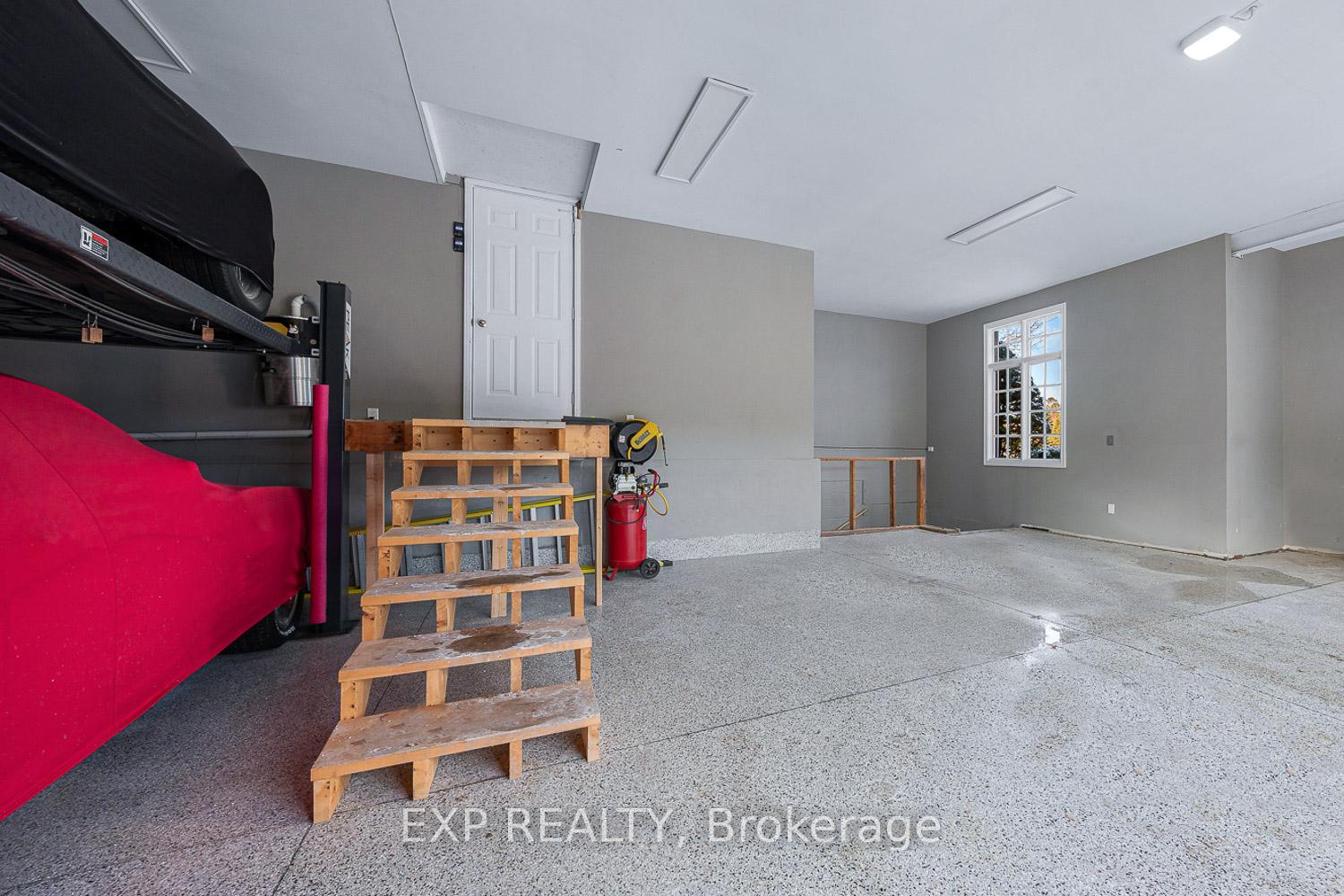 Photo 36 of 15 Hockaday Court, Clarington, Rural Clarington — HOMEH