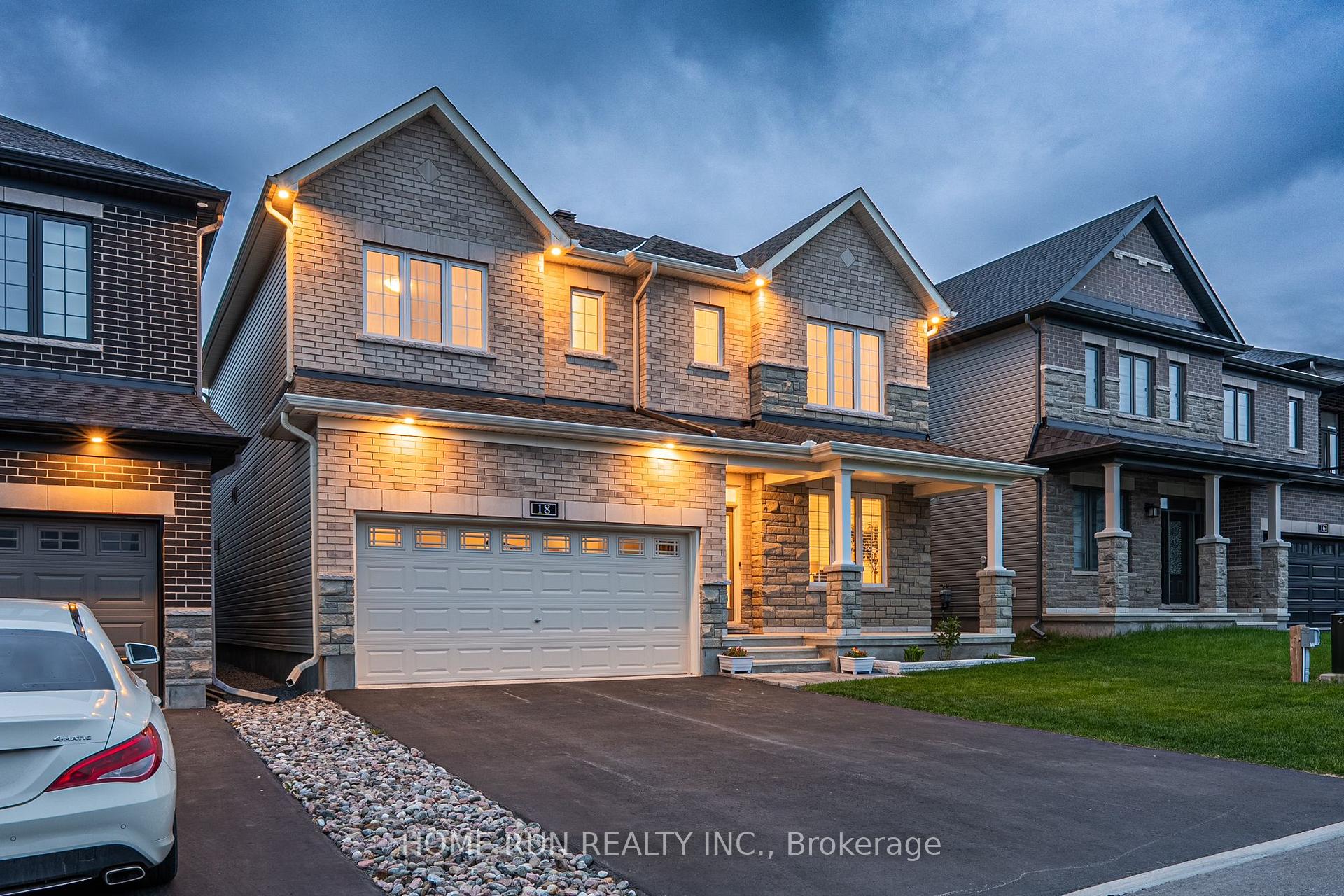 Photo 3 of 18 Fossa Terrace, Ottawa, Barrhaven - Half Moon Bay — HOMEH