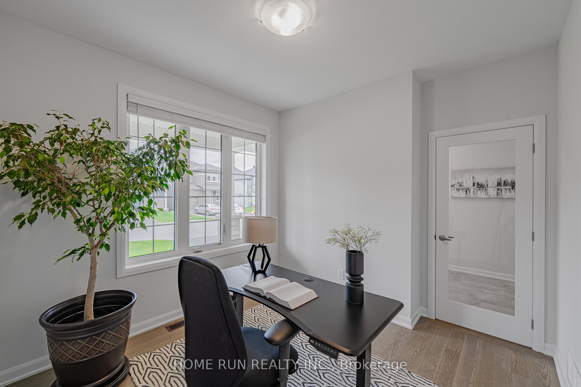 Photo 7 of 18 Fossa Terrace, Ottawa, Barrhaven - Half Moon Bay — HOMEH