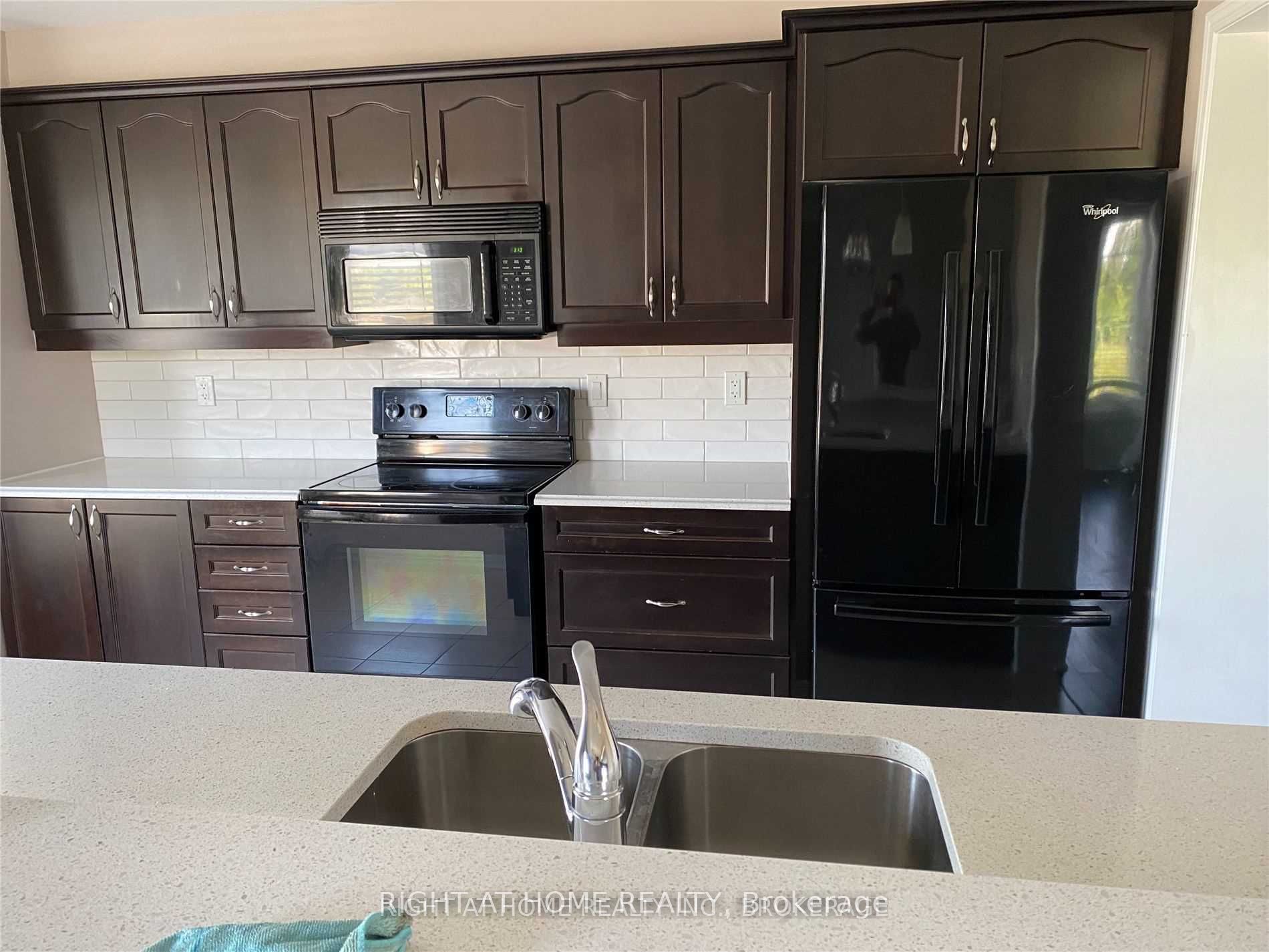 Photo 10 of 941 Nadalin Heights, Milton, Willmott — HOMEH