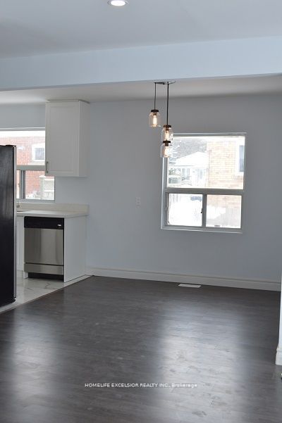 Photo 19 of Unit Main upper, 3 Strode Drive, Scarborough, Eglinton East — HOMEH