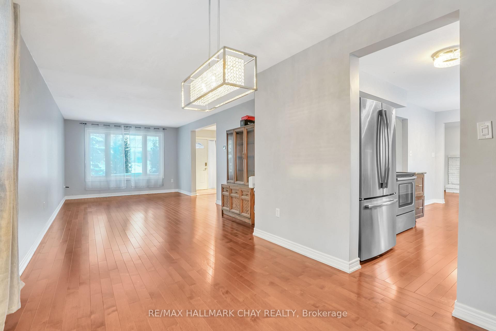 Photo 4 of 65 Collete Crescent, Barrie, Cundles East — HOMEH