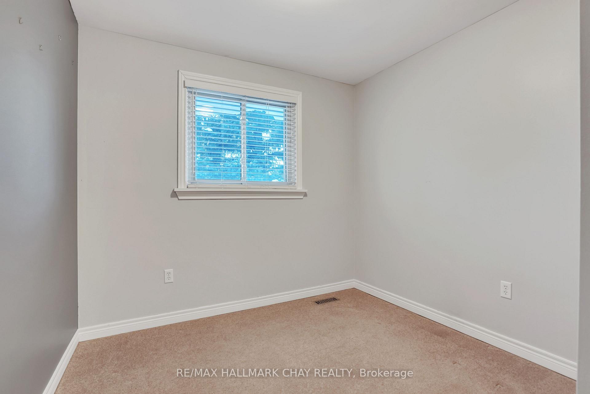 Photo 16 of 65 Collete Crescent, Barrie, Cundles East — HOMEH