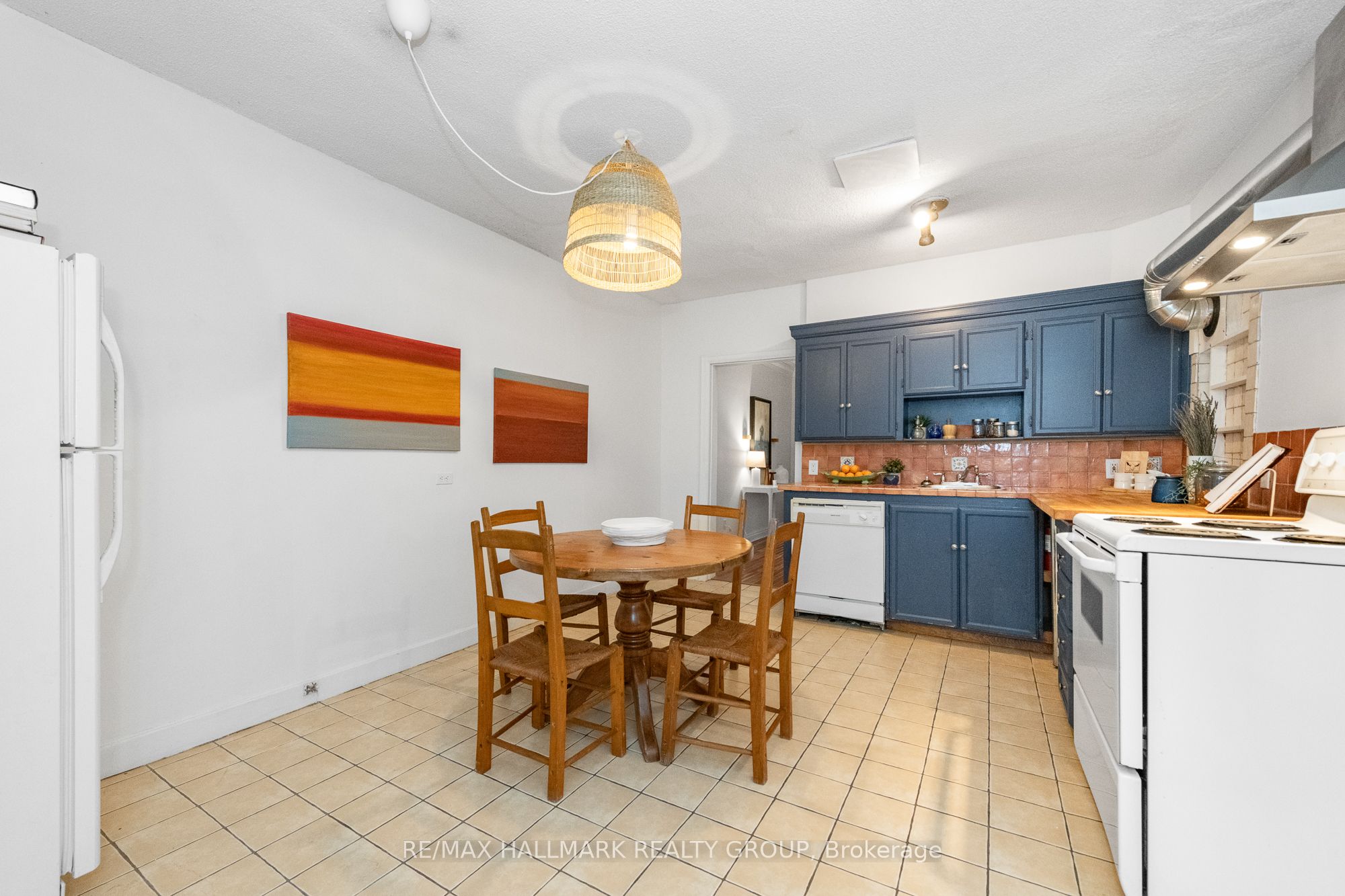 Photo 47 of 82 Beech Street, Ottawa, West Centre Town — HOMEH
