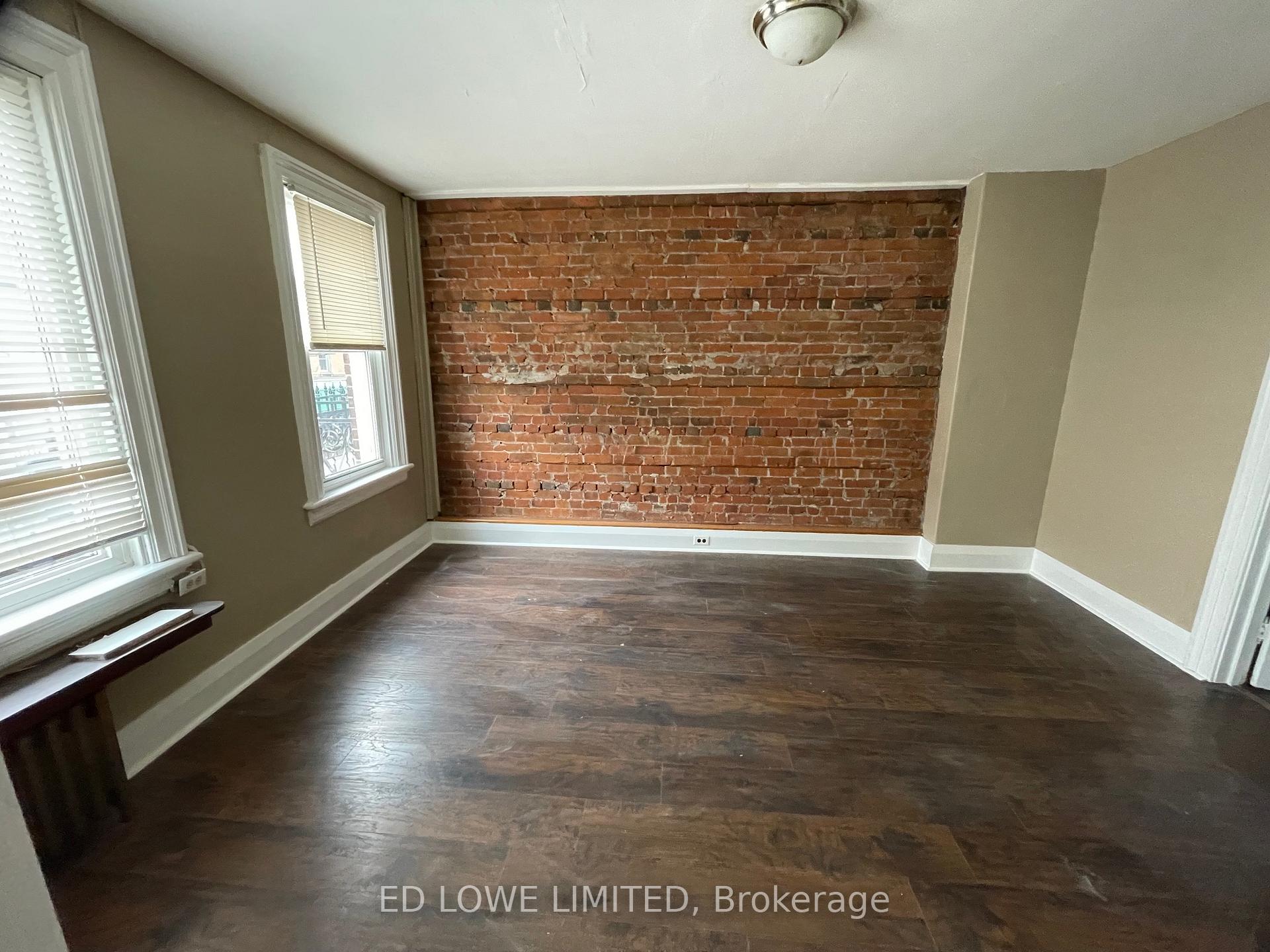 Photo 4 of Unit 1, 122 Dunlop Street E, Barrie, City Centre — HOMEH