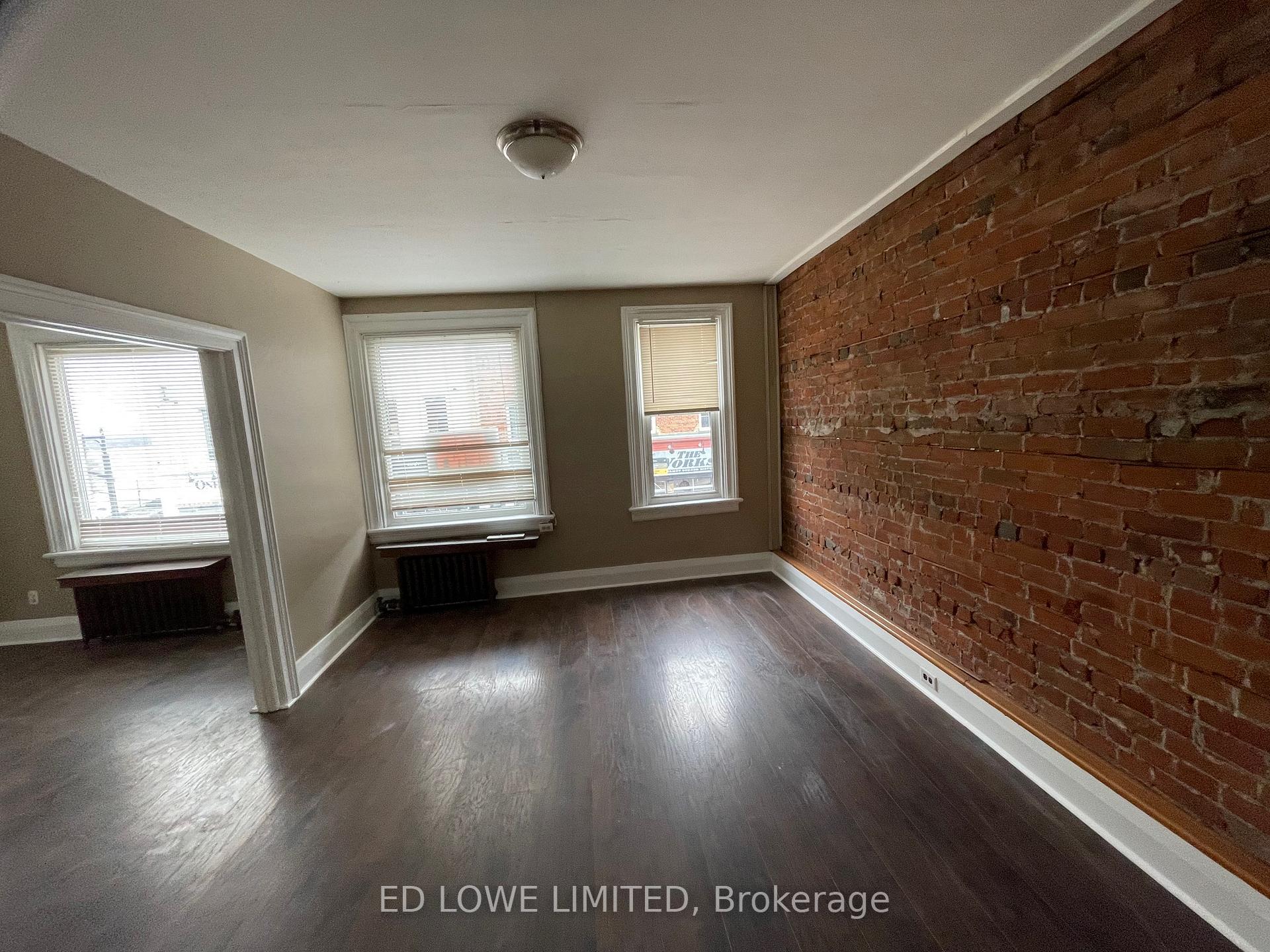 Photo 11 of Unit 1, 122 Dunlop Street E, Barrie, City Centre — HOMEH