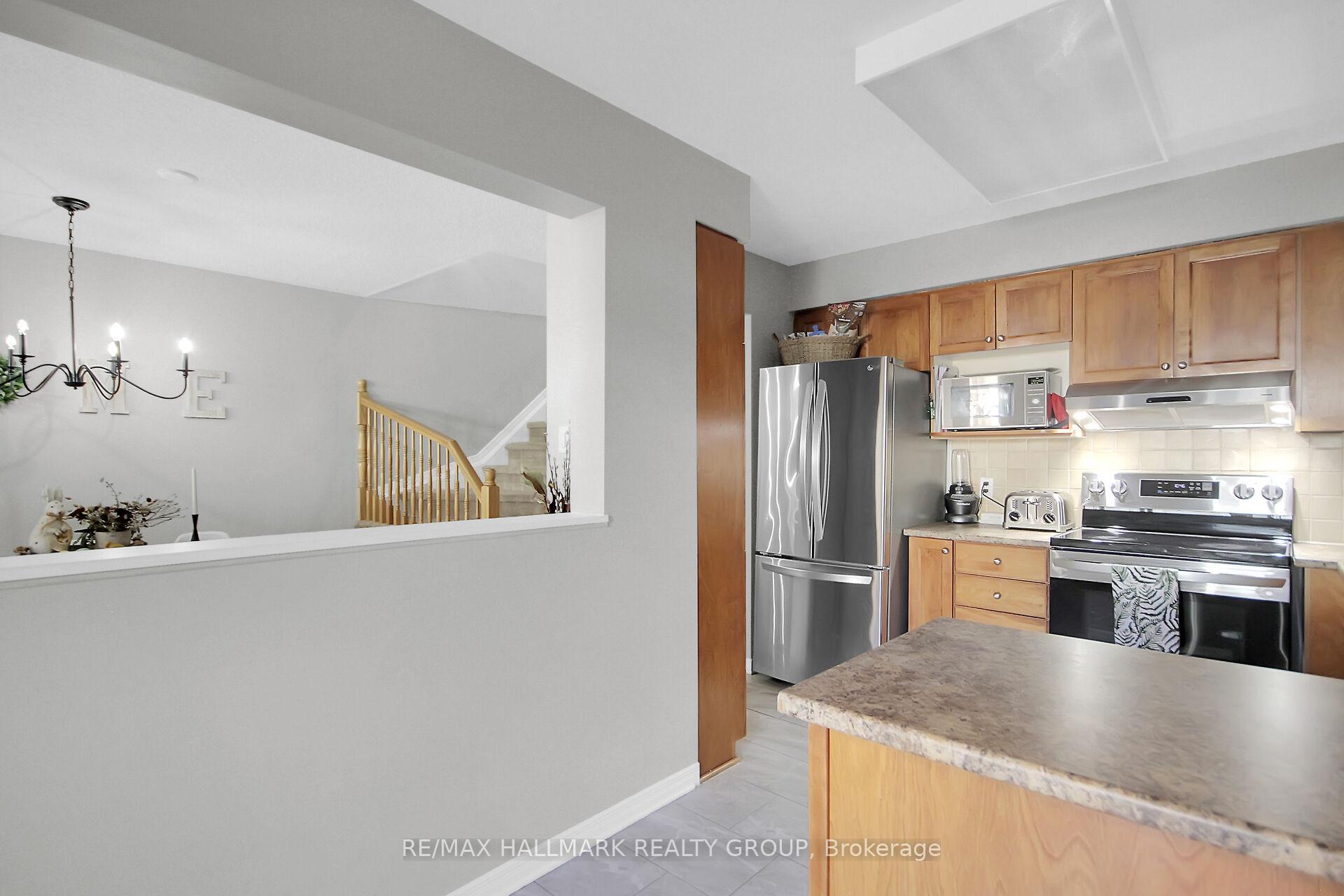 Photo 18 of 26 Calaveras Avenue, Ottawa, Barrhaven - Longfields — HOMEH