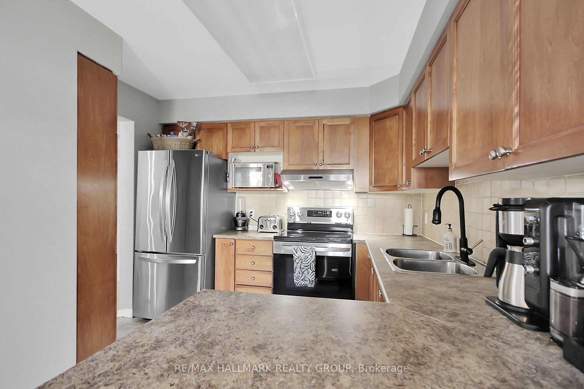 Photo 19 of 26 Calaveras Avenue, Ottawa, Barrhaven - Longfields — HOMEH