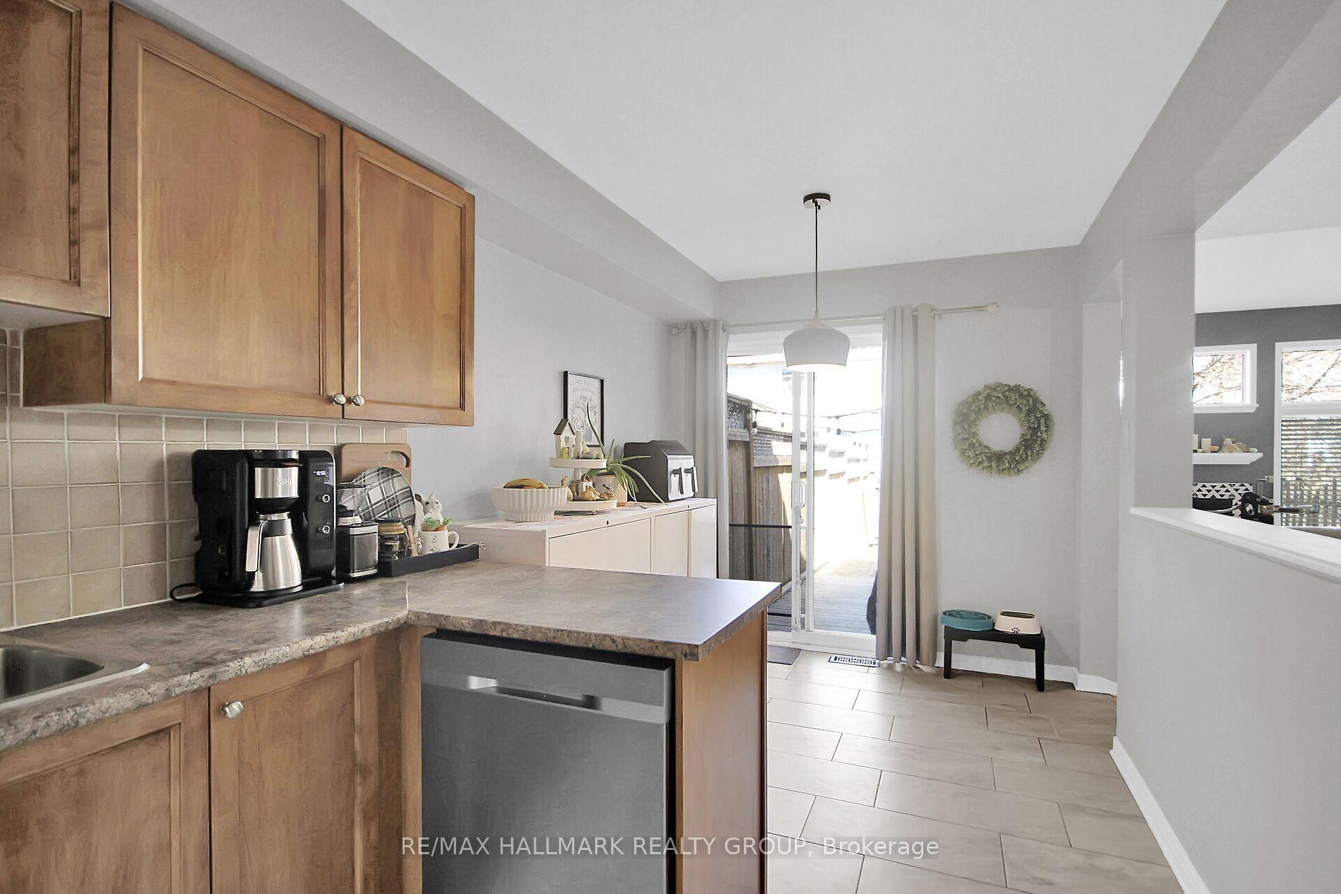 Photo 20 of 26 Calaveras Avenue, Ottawa, Barrhaven - Longfields — HOMEH