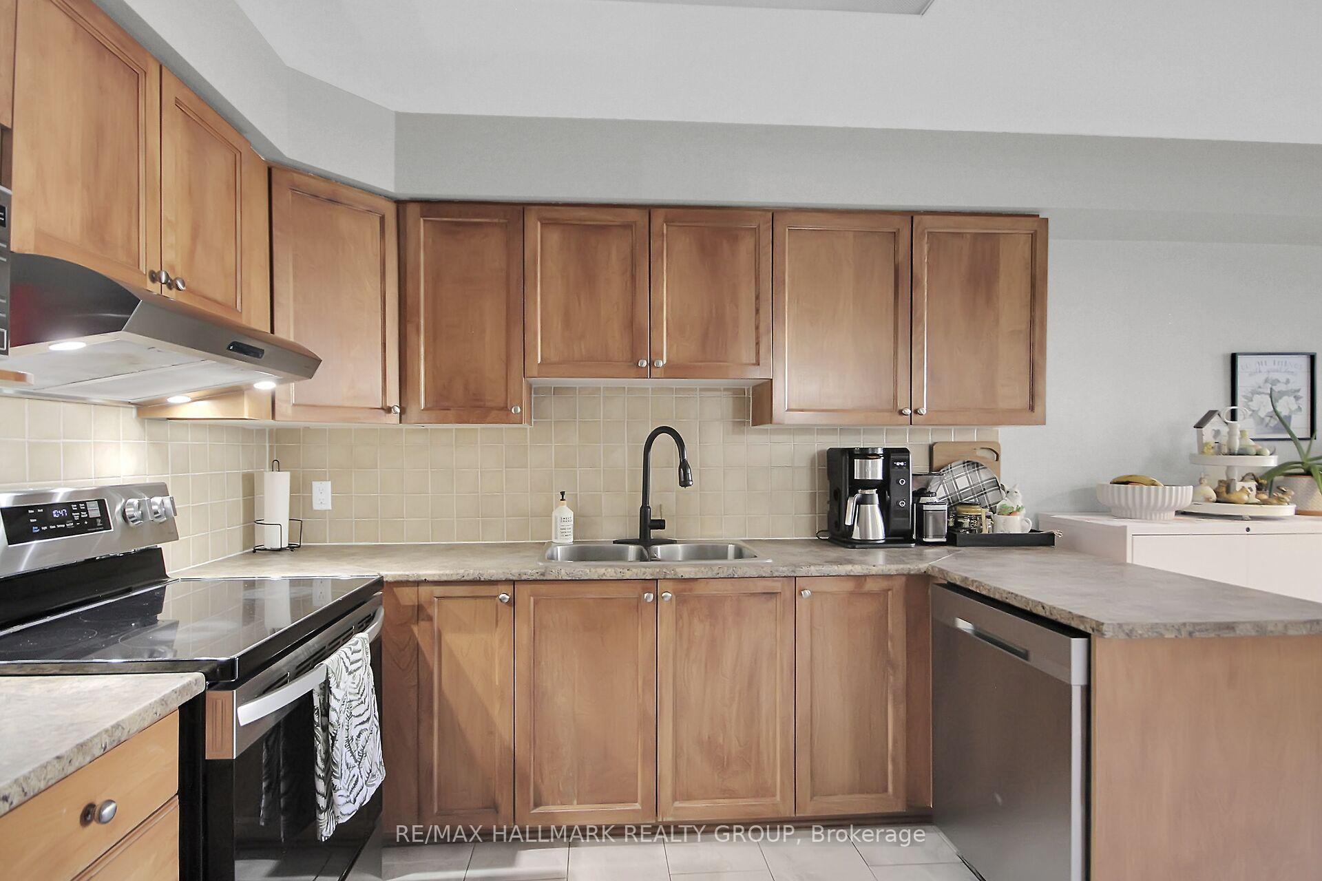 Photo 21 of 26 Calaveras Avenue, Ottawa, Barrhaven - Longfields — HOMEH