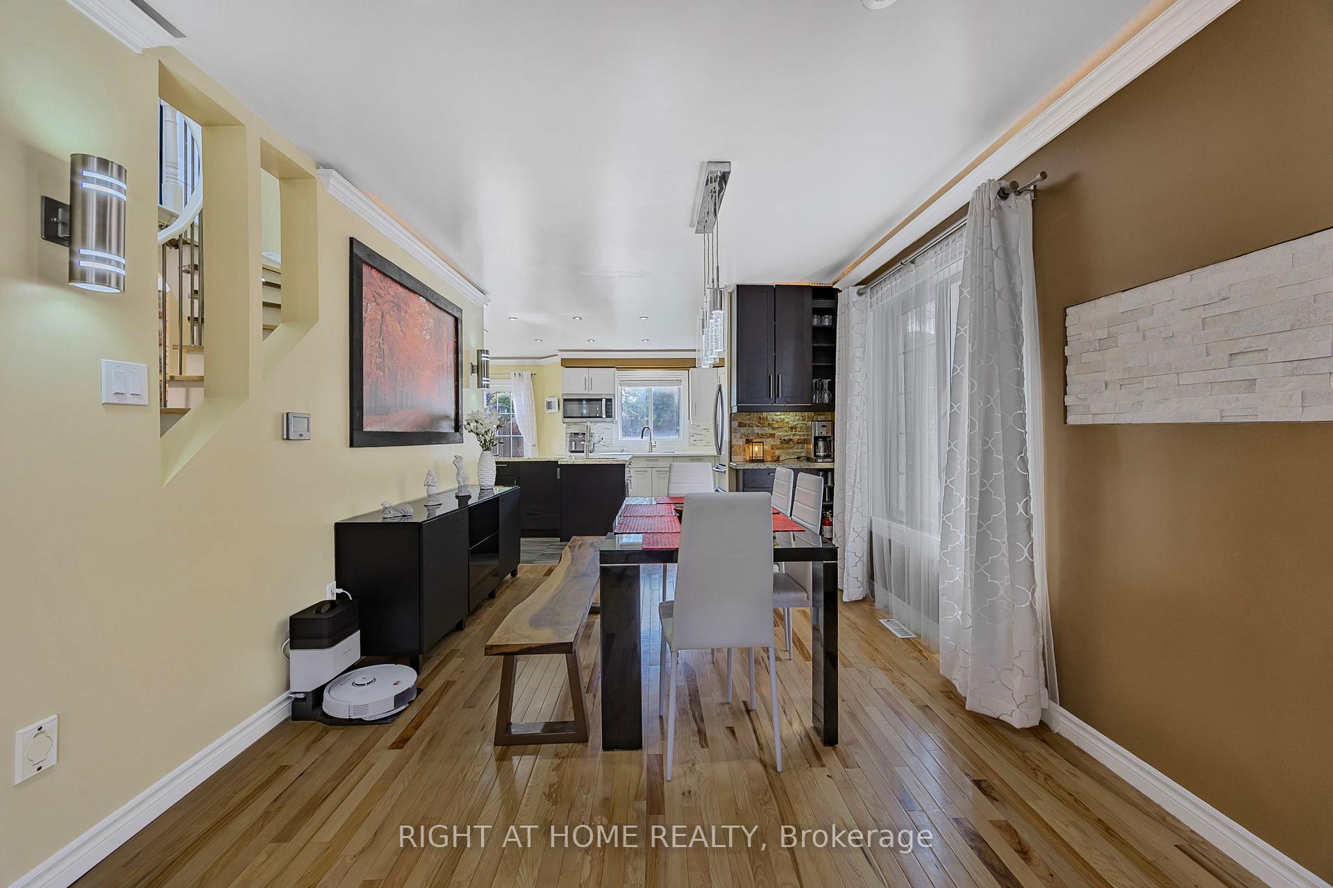 Photo 16 of 15 Black Willow Drive, Barrie, Holly — HOMEH