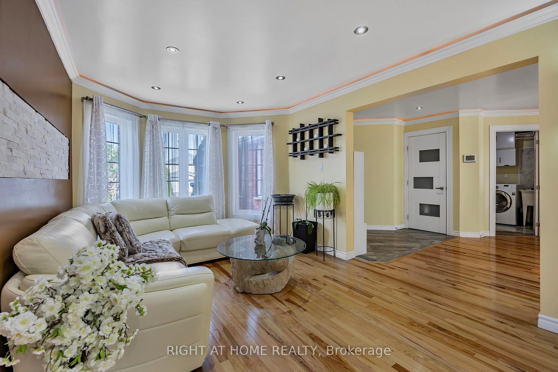 Photo 17 of 15 Black Willow Drive, Barrie, Holly — HOMEH