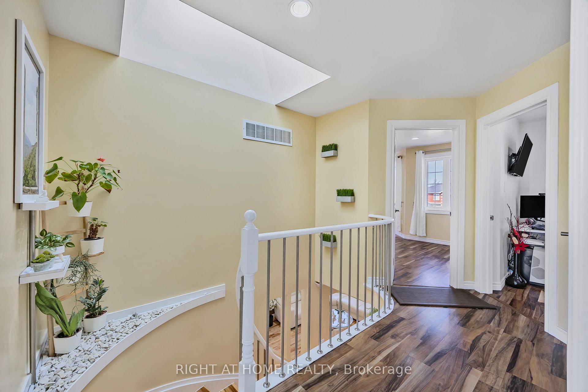 Photo 22 of 15 Black Willow Drive, Barrie, Holly — HOMEH
