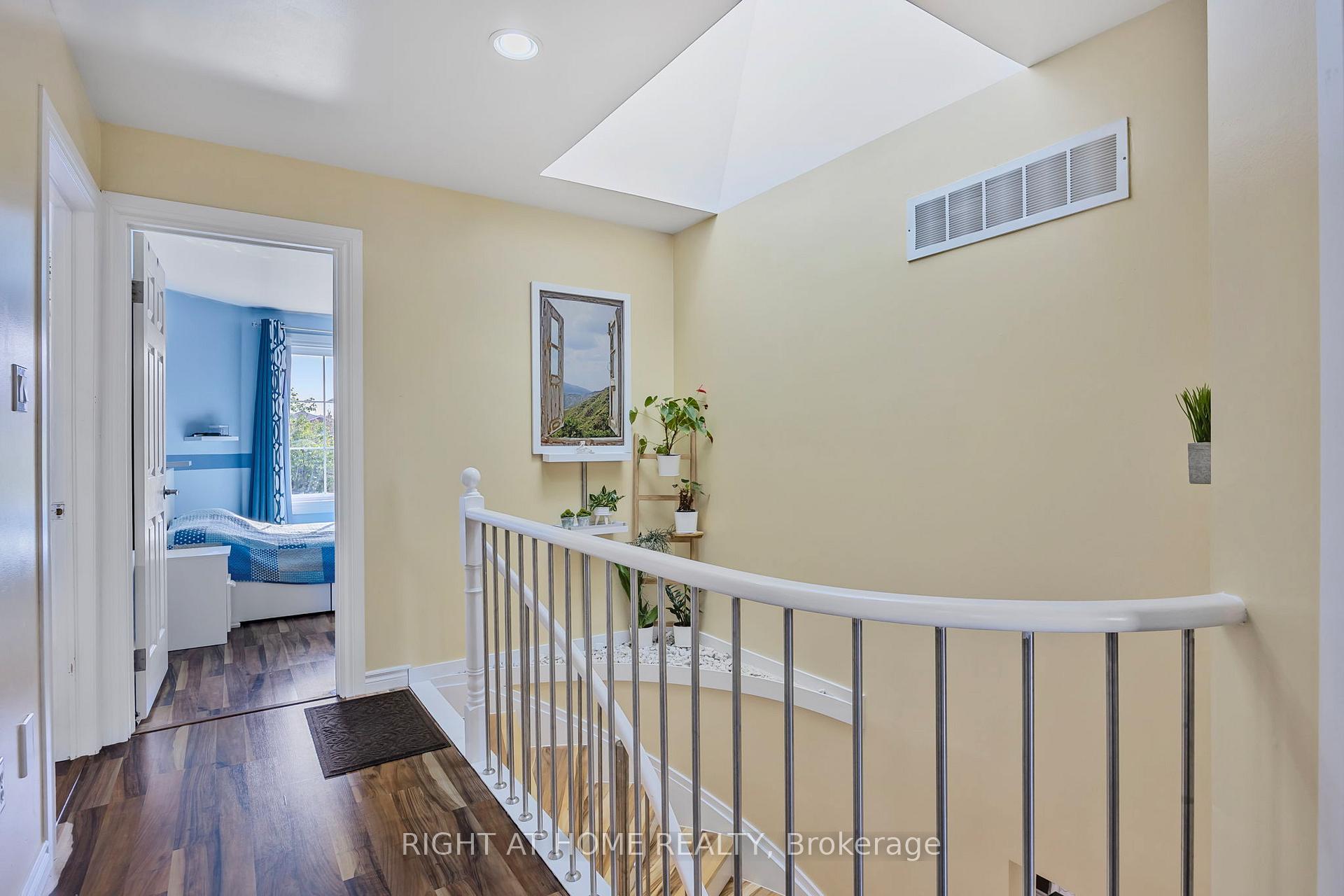 Photo 23 of 15 Black Willow Drive, Barrie, Holly — HOMEH