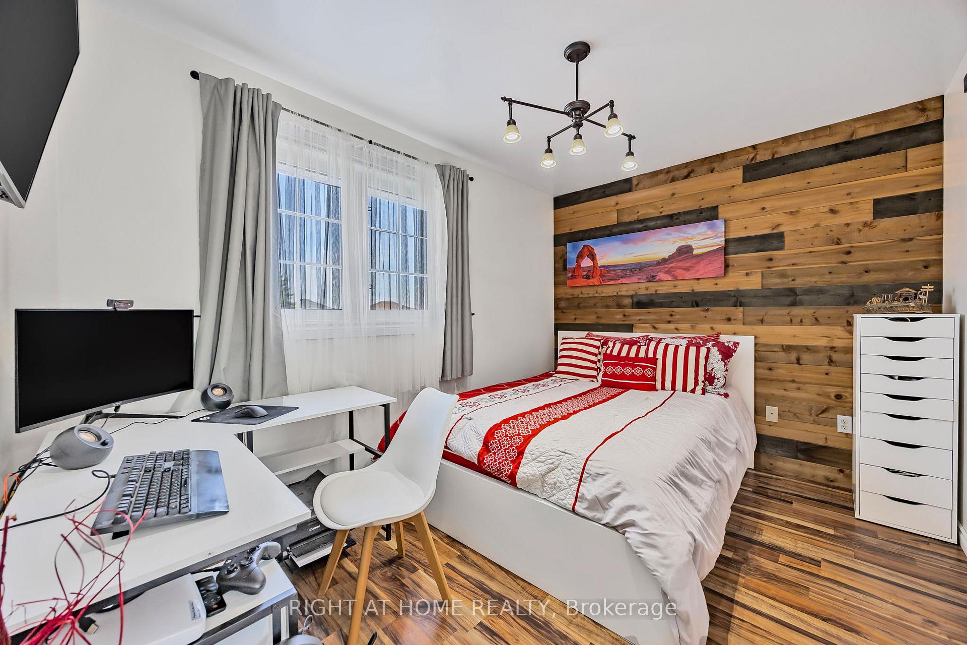 Photo 29 of 15 Black Willow Drive, Barrie, Holly — HOMEH