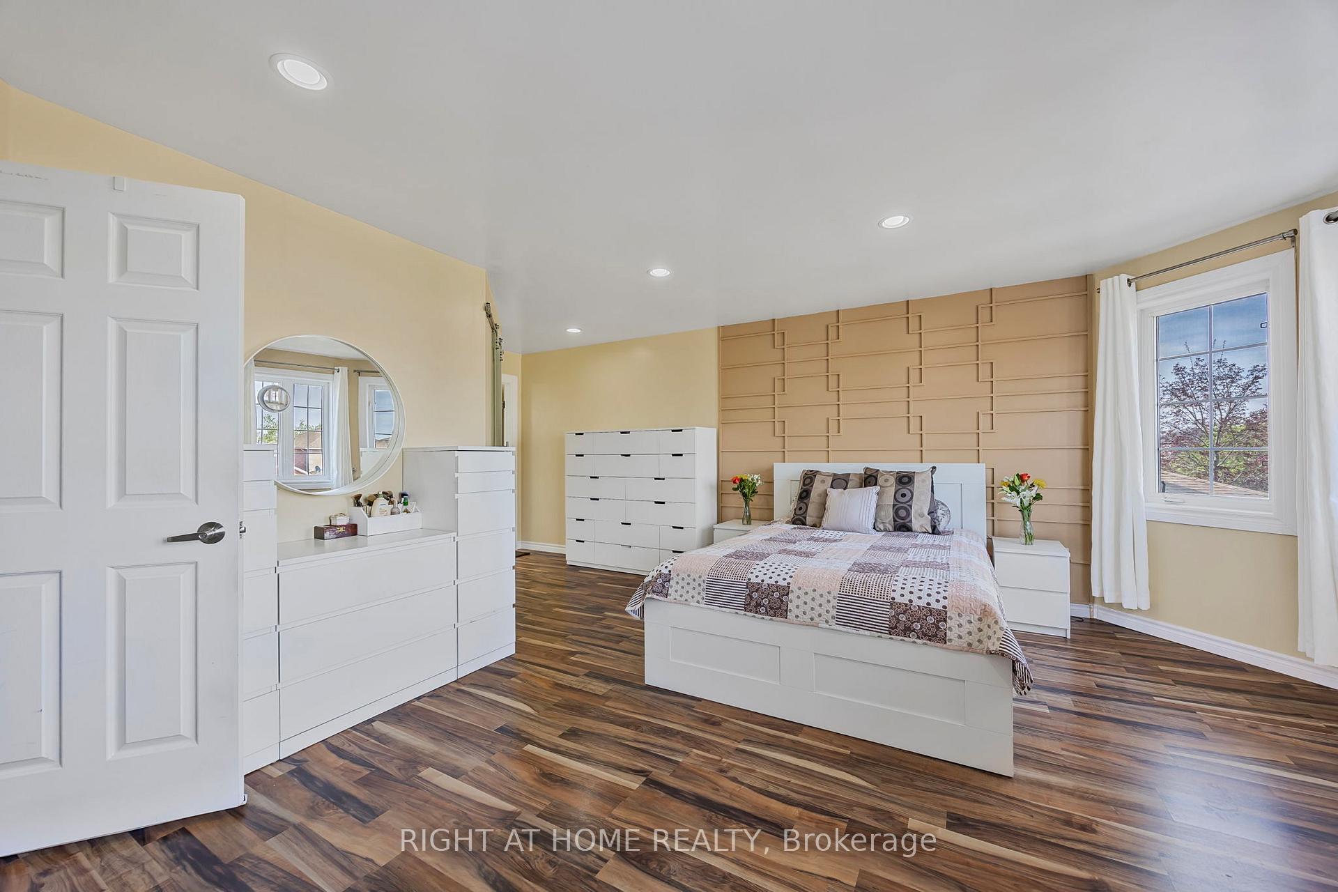 Photo 31 of 15 Black Willow Drive, Barrie, Holly — HOMEH