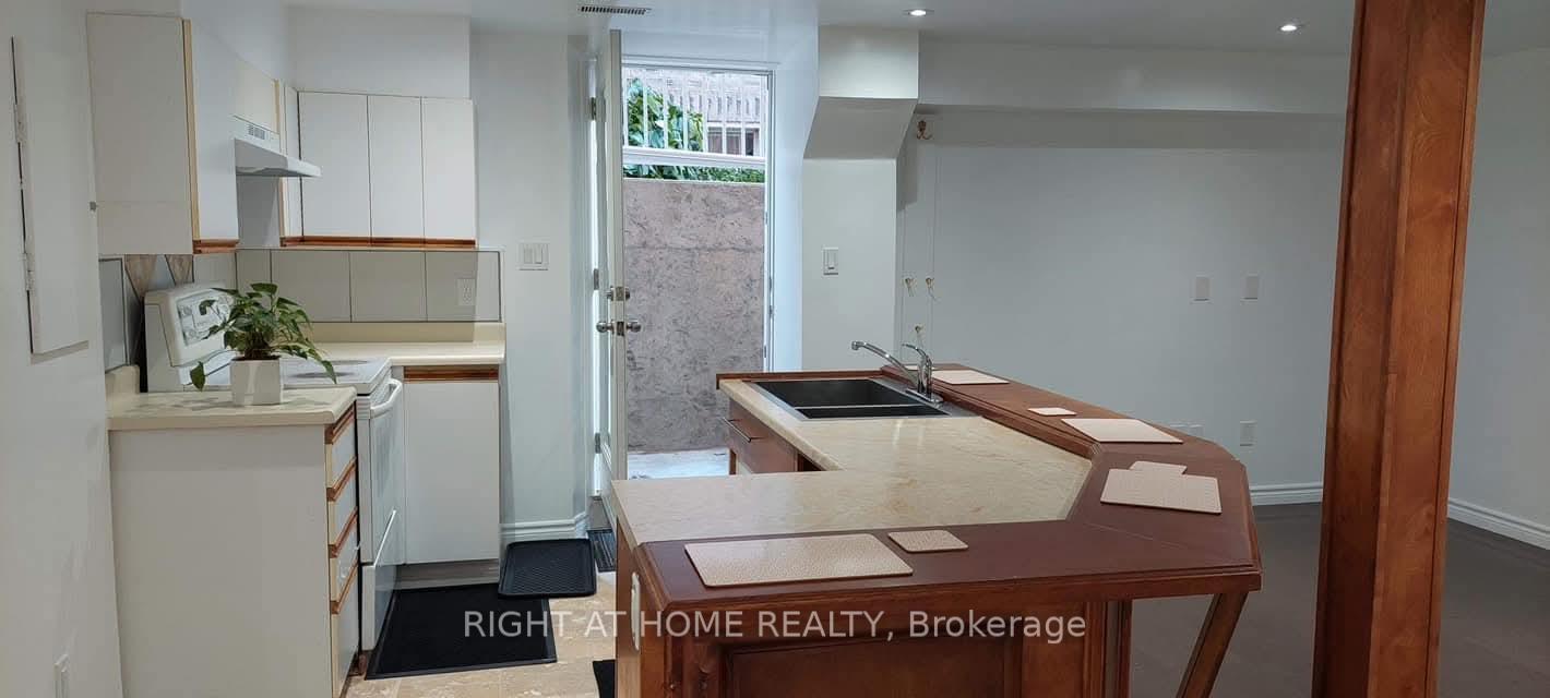 Photo 41 of 15 Black Willow Drive, Barrie, Holly — HOMEH