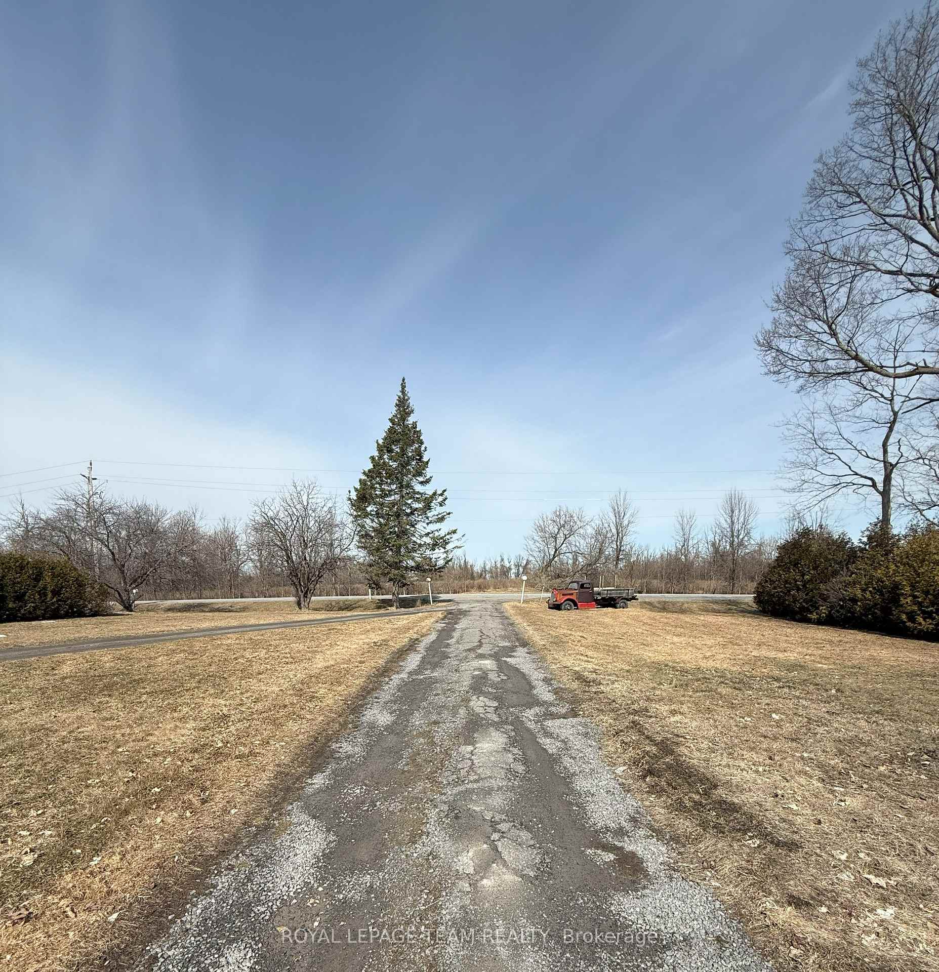 Photo 4 of 982 Rideau Road, Ottawa, Riverside South/Gloucester Glen — HOMEH