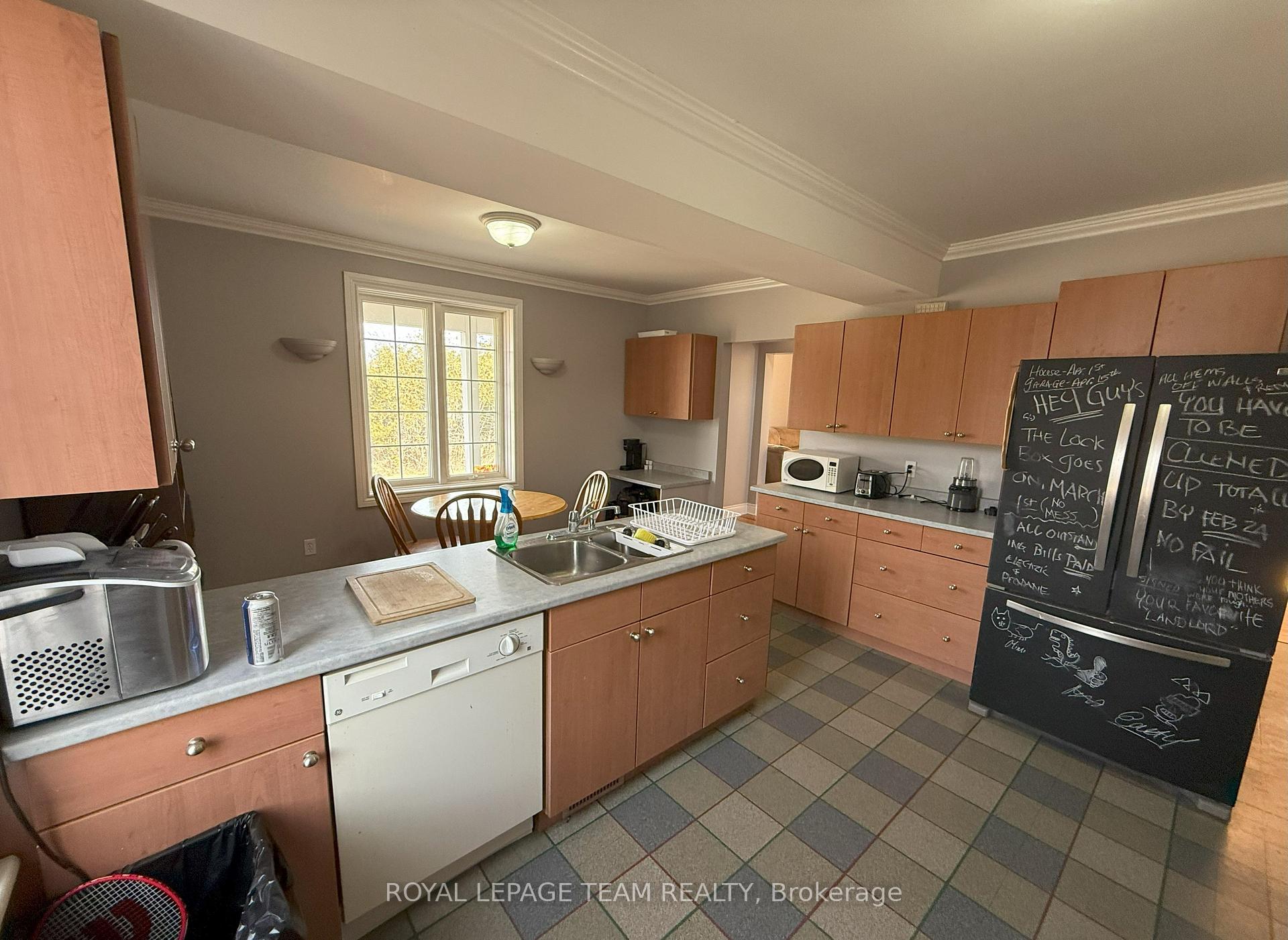 Photo 5 of 982 Rideau Road, Ottawa, Riverside South/Gloucester Glen — HOMEH