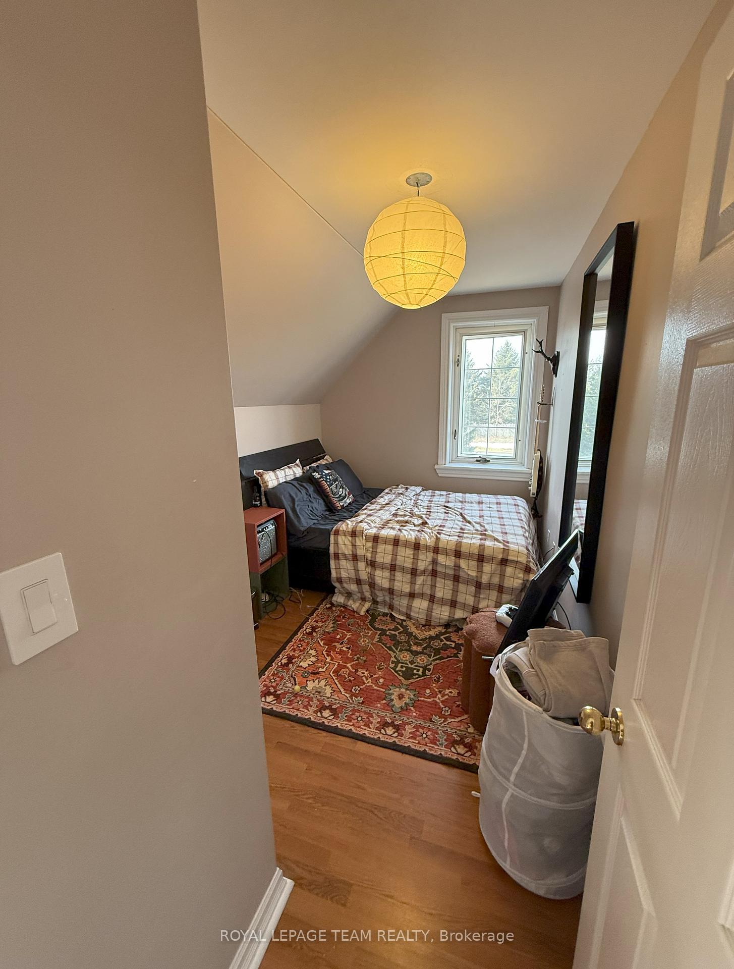 Photo 6 of 982 Rideau Road, Ottawa, Riverside South/Gloucester Glen — HOMEH