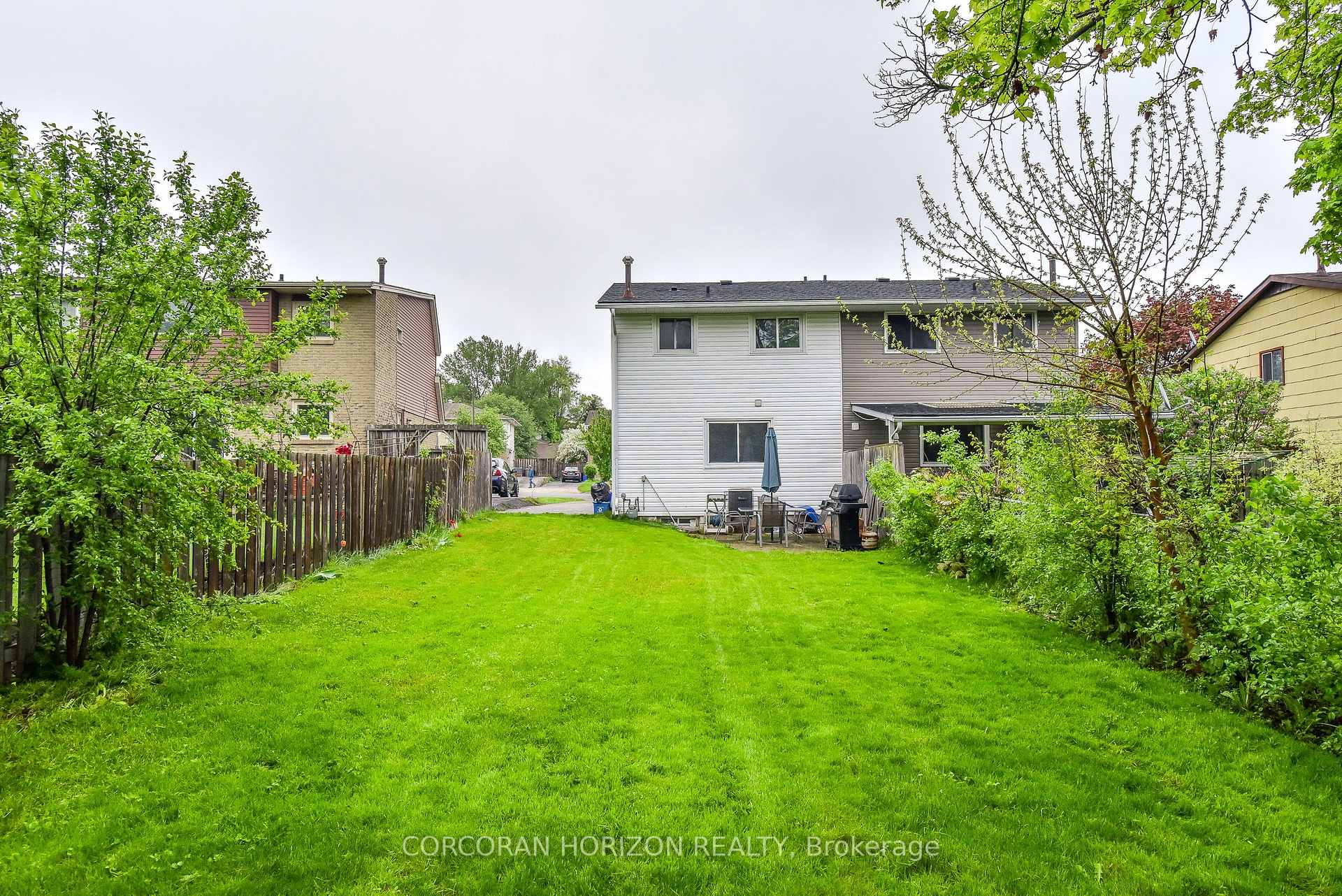 Photo 14 of 512 Elgin Street N, Cambridge — HOMEH
