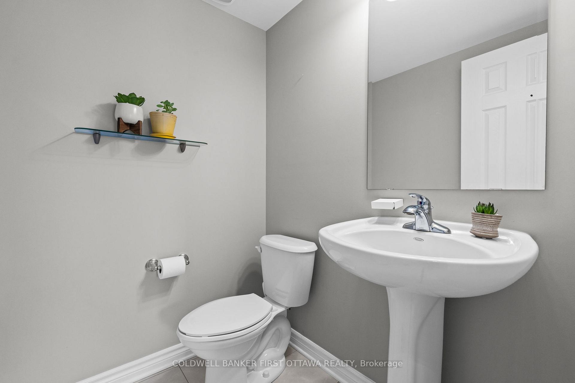 Photo 17 of 104 Dunforest Terrace, Ottawa, Barrhaven - Strandherd — HOMEH