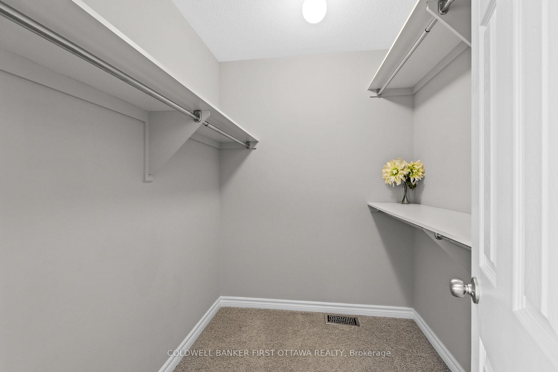 Photo 29 of 104 Dunforest Terrace, Ottawa, Barrhaven - Strandherd — HOMEH