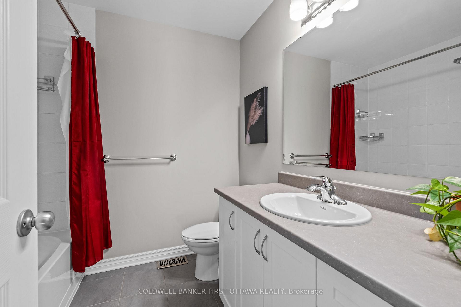 Photo 33 of 104 Dunforest Terrace, Ottawa, Barrhaven - Strandherd — HOMEH